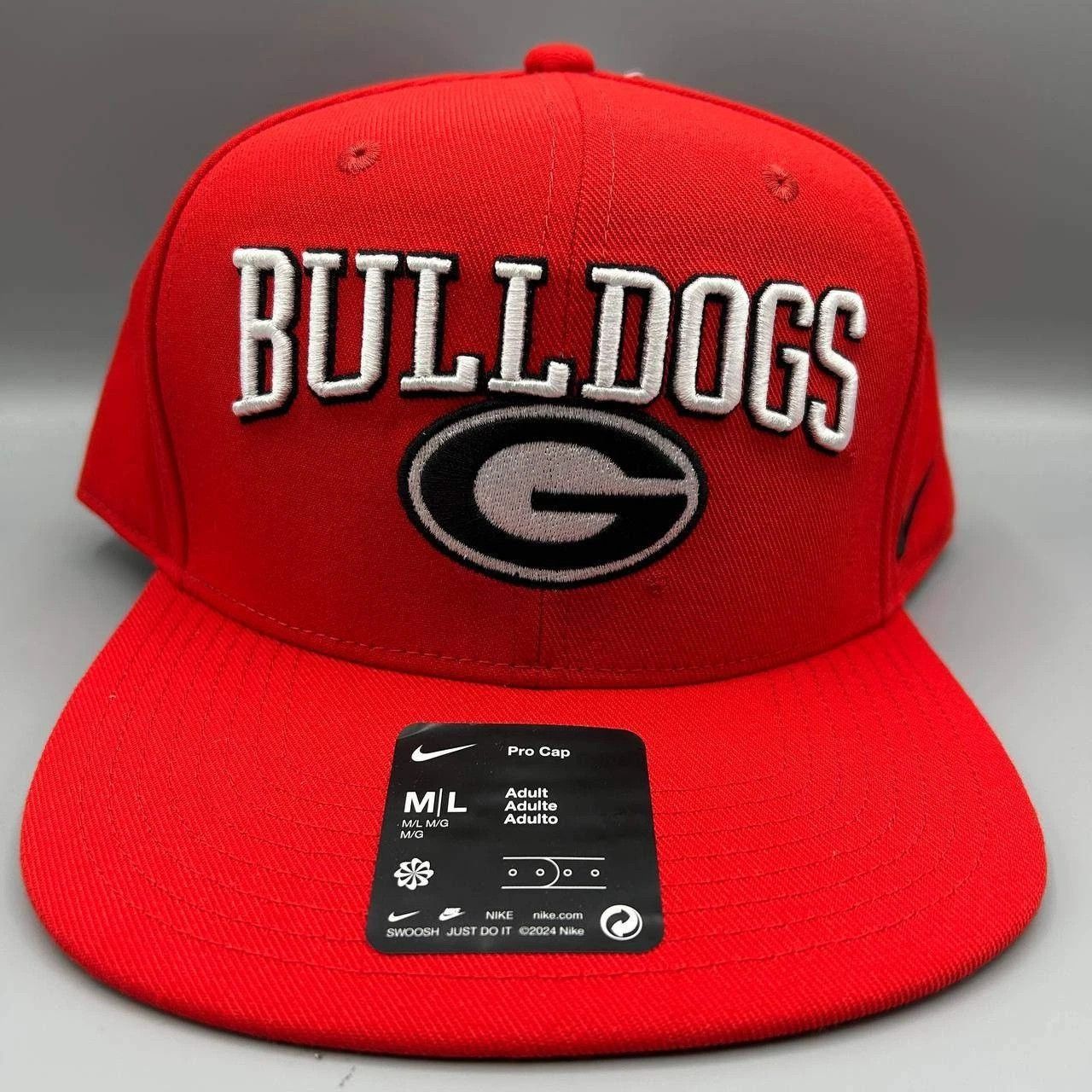 Nike Georgia Bulldogs x Nike Pro Hat Men M-L Dri-Fit Snap Back Size ONE SIZE - 1 Thumbnail