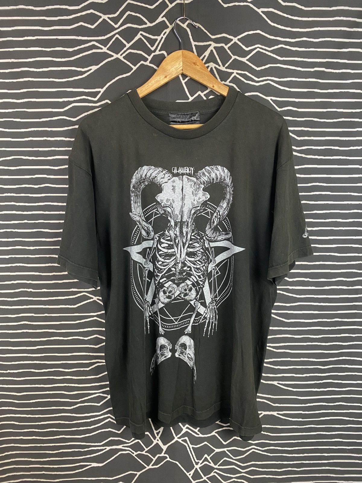 Grailed Glamboy Satanic logo Tee Size US XL / EU 56 / 4 - 1 Thumbnail