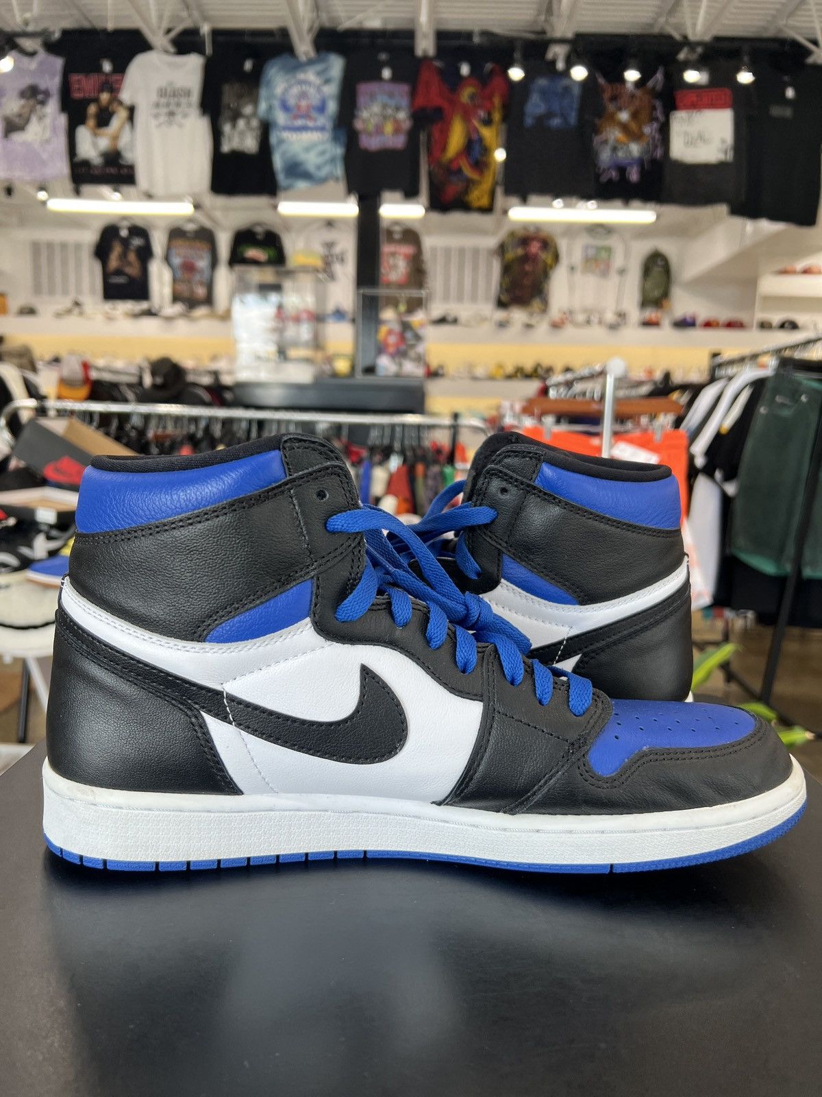 Jordan Brand × Nike Air Jordan 1 High Retro OG Royal Toe Sz. 12 (2020) Size US 12 / EU 45 - 4 Thumbnail