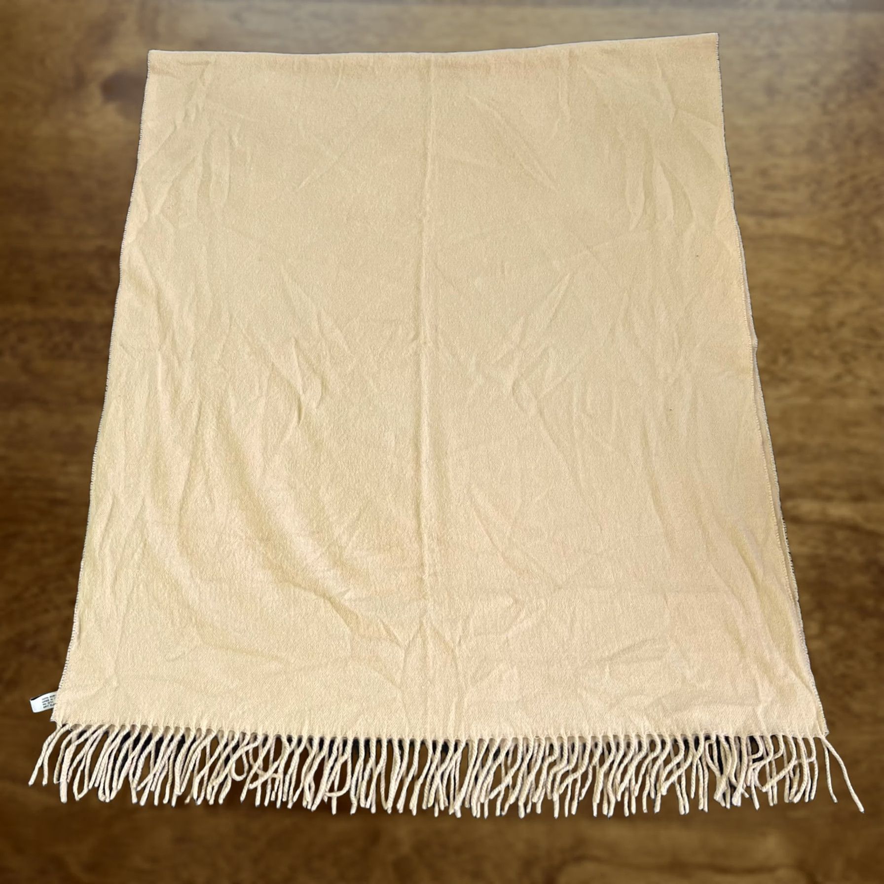 Vintage VINTAGE Amanda Smith Scarf Shawl Wrap Womens One Size Beige Fringe Acrylic Made In Italy Size ONE SIZE - 1 Thumbnail