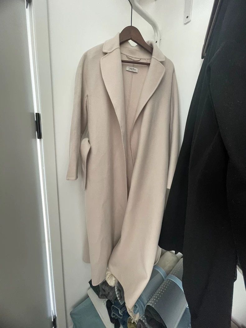 Max Mara Max Mara Coat Rice White Ice White Long Bathrobe Coat Cash Size XS / US 0-2 / IT 36-38 - 2 Thumbnail