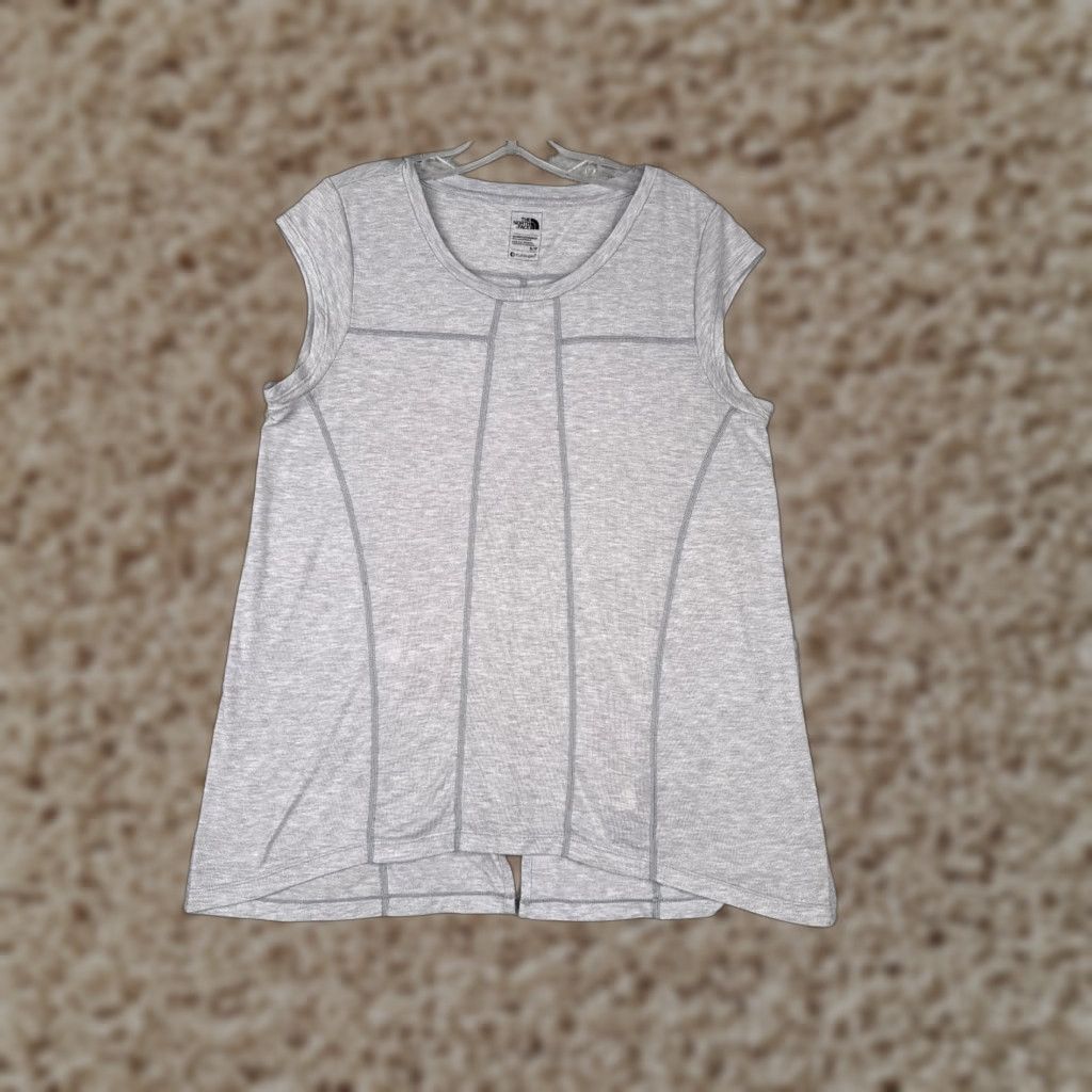 The North Face The North Face Shirt Women S Gray Poly Blend Crew T-Shirt Casual Short Sleeve Size S / US 4 / IT 40 - 1 Thumbnail