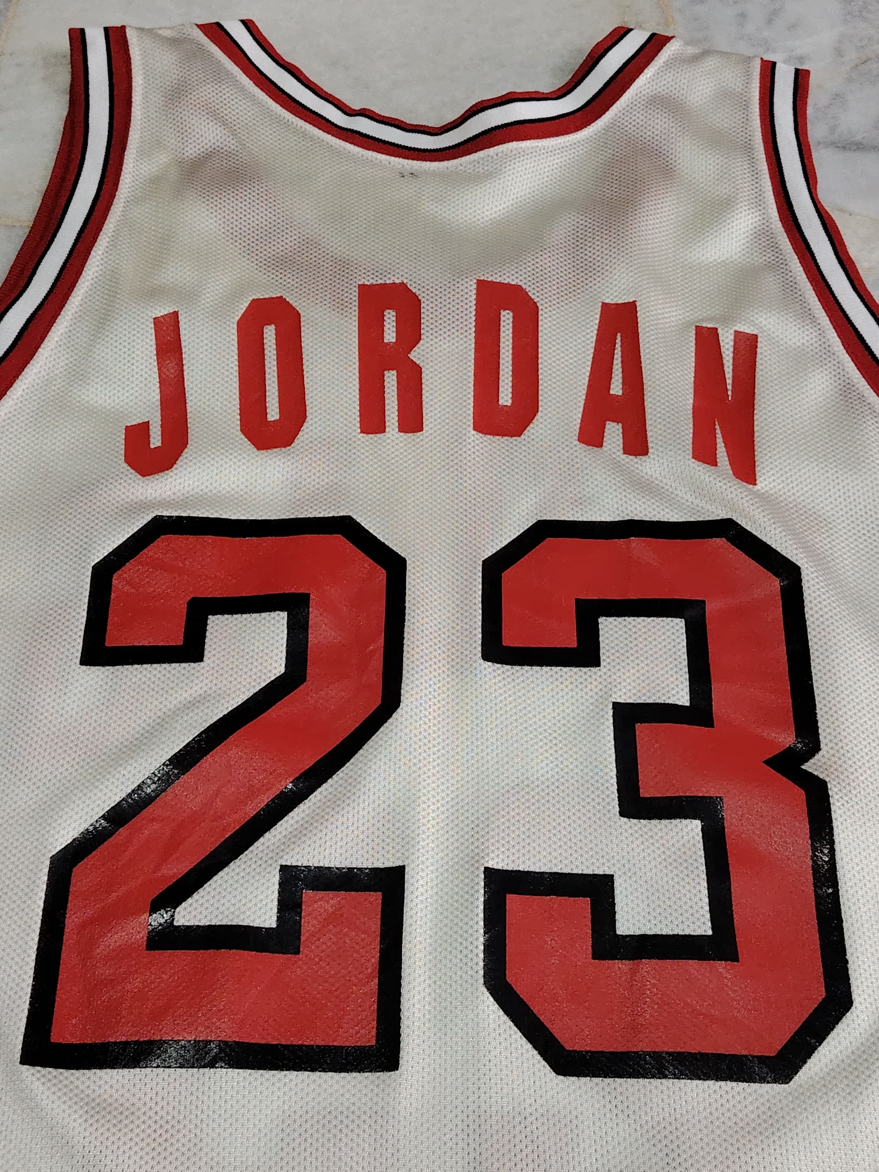 NBA Vintage Champion Michael Jordan Chicago Bulls Gold NBAJersey Size US XL / EU 56 / 4 - 8 Thumbnail