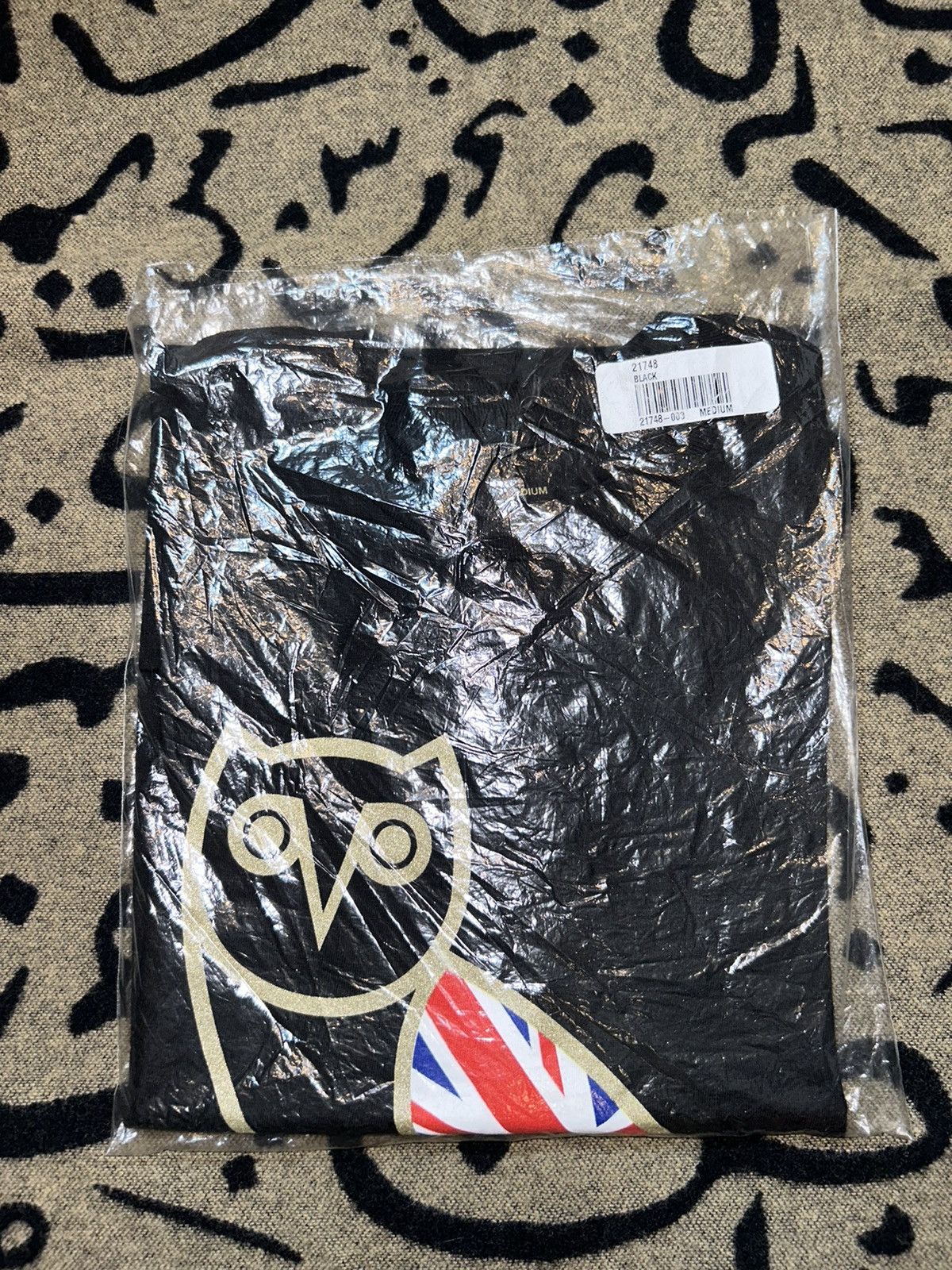 October's Very Own 2017 London Store Opening Union Jack Tshirt Size US M / EU 48-50 / 2 - 6 Thumbnail