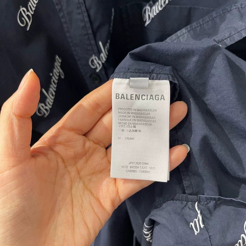Balenciaga Balenciaga size 37 Full print logo short-sleeved shirt Size US XS / EU 42 / 0 - 4 Thumbnail