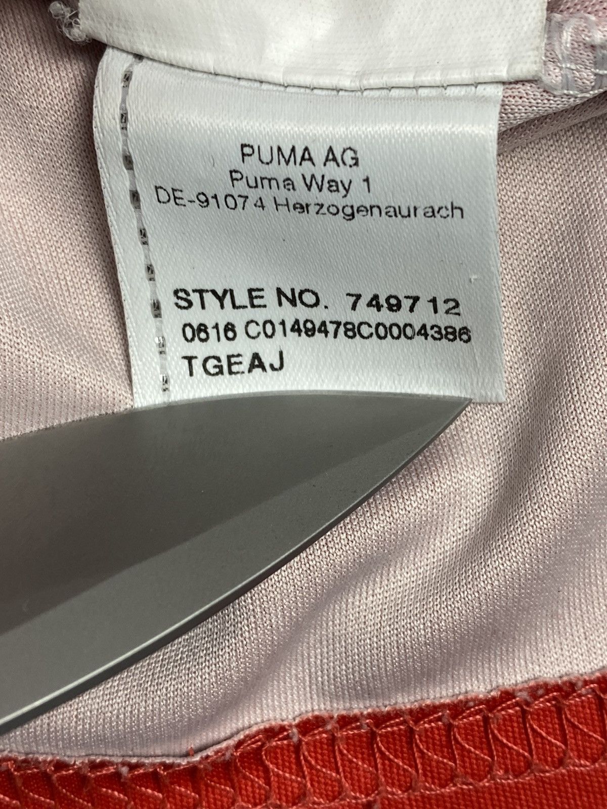 Puma Puma Arsenal Home Football Shirt Soccer Jersey Size US M / EU 48-50 / 2 - 21 Thumbnail