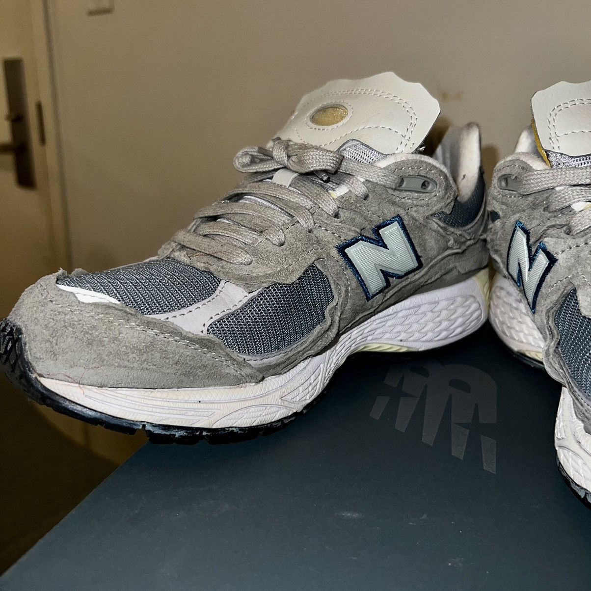 New Balance NEW BALANCE 2002R Size US 8 / EU 41 - 5 Thumbnail