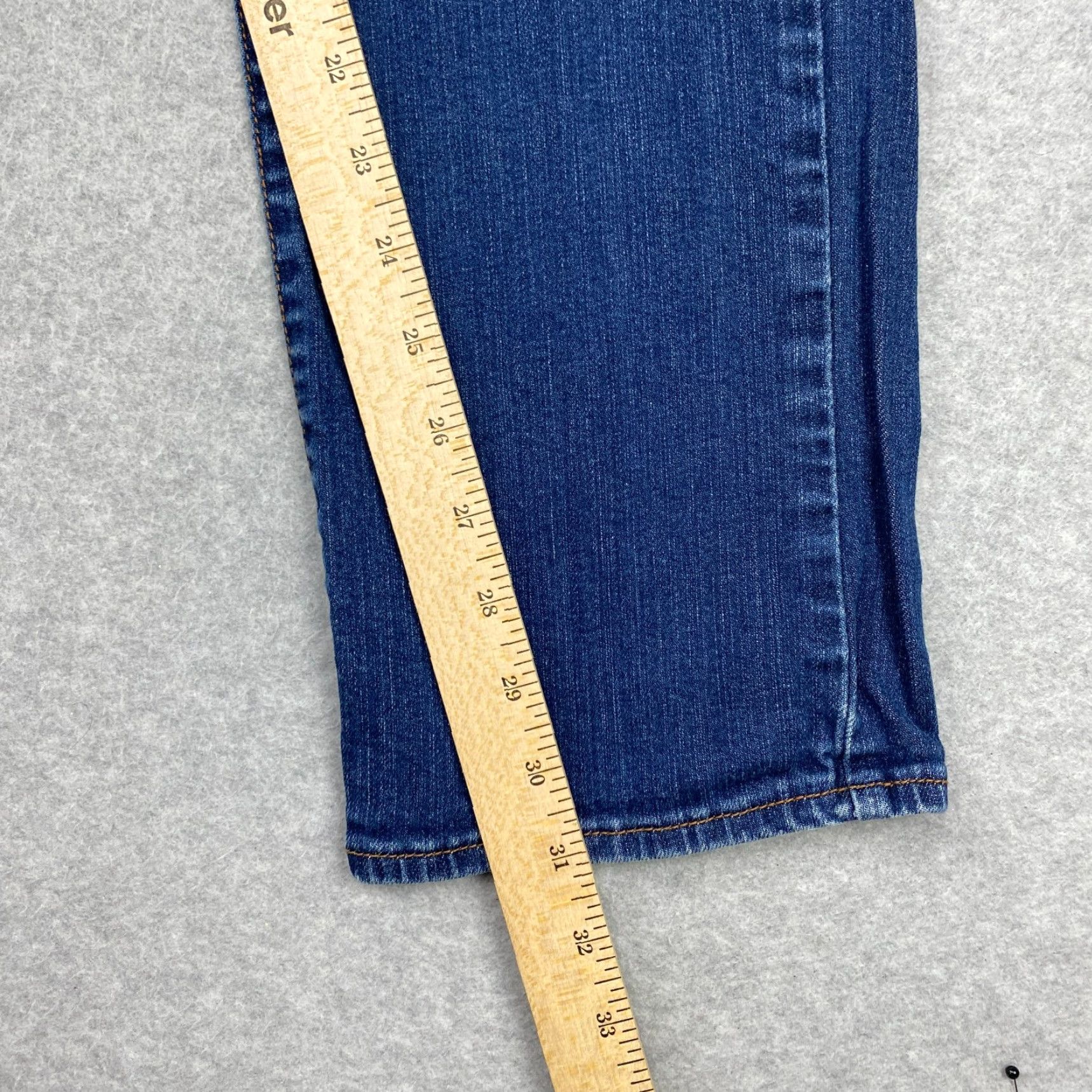 Lucky Brand Lucky Brand Sophia Straight Jeans Womens 6 / 28 Blue Mid-Rise Distressed Denim Size 28" / US 6 / IT 42 - 6 Thumbnail