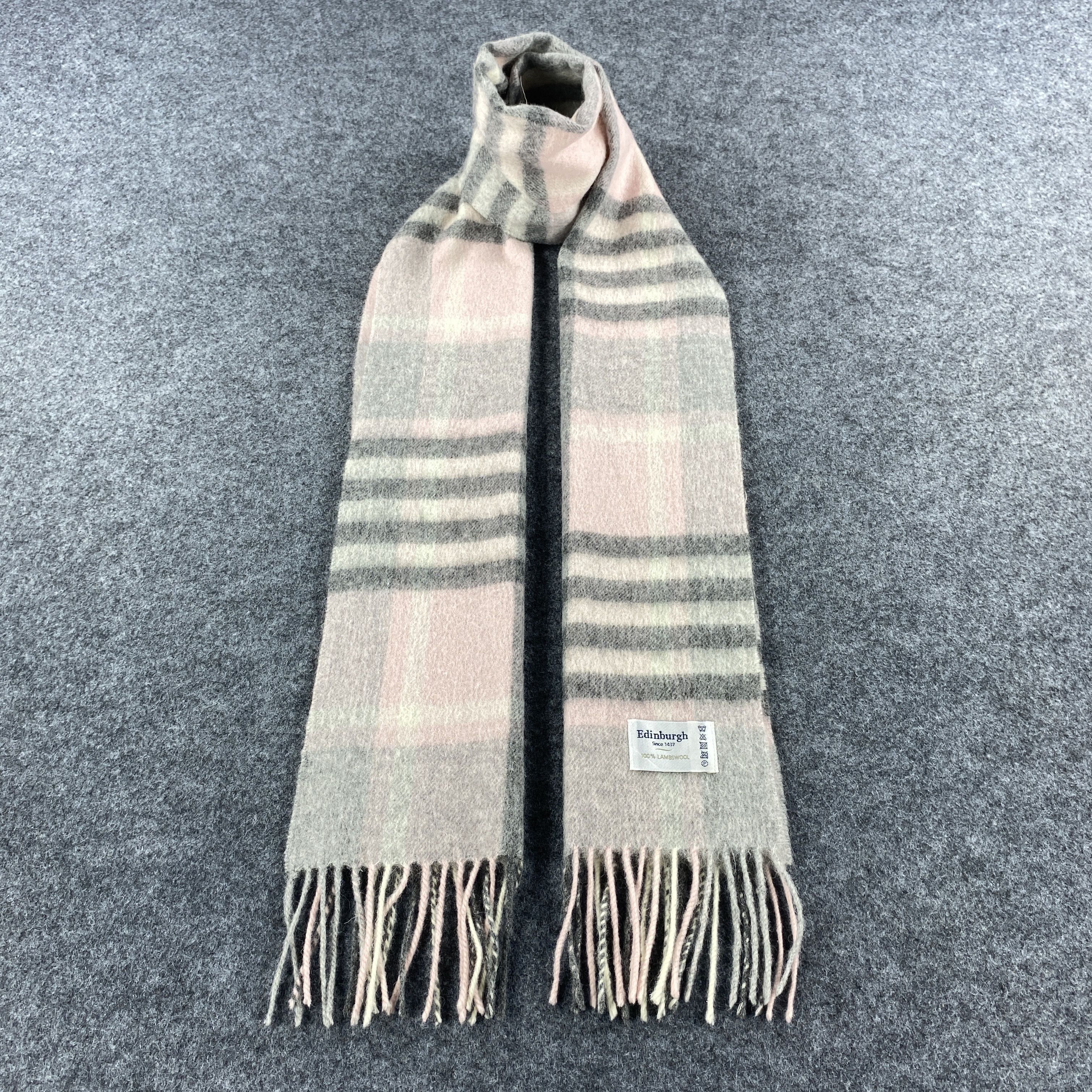 Vintage Edinburgh Scarf # Muffler # Neckwear # D630 Size ONE SIZE - 1 Thumbnail