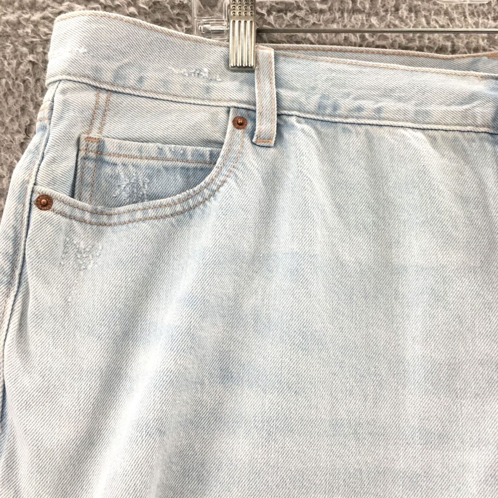 Old Navy Old Navy Jeans Womens 22 Slouchy Straight Leg Blue Button Fly NEW Jeans Size 40" / US 18 - 4 Thumbnail