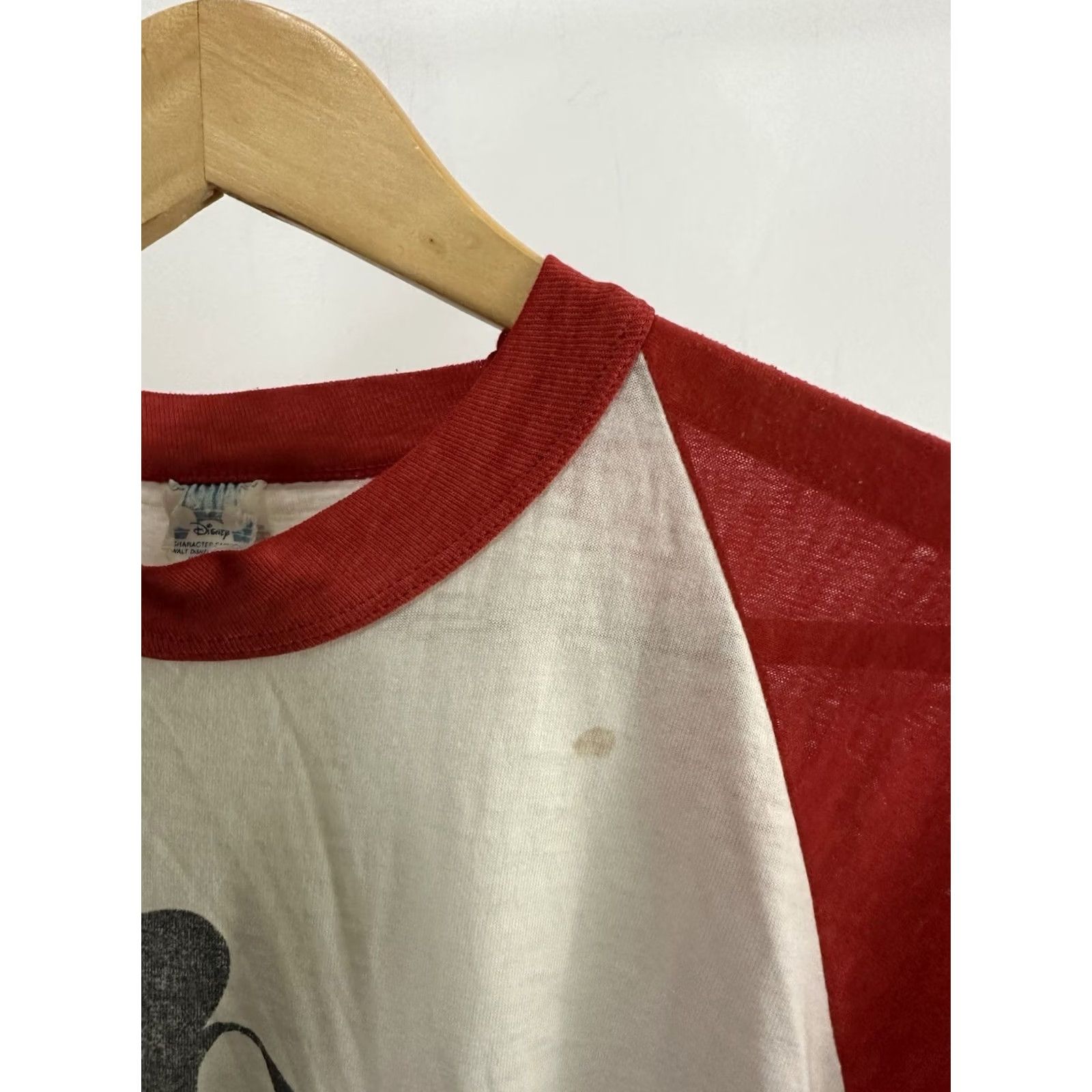 Disney VINTAGE Walt Disney World T-Shirt L Raglan Paper Thin Burnout Worn White Mens Size US L / EU 52-54 / 3 - 8 Thumbnail