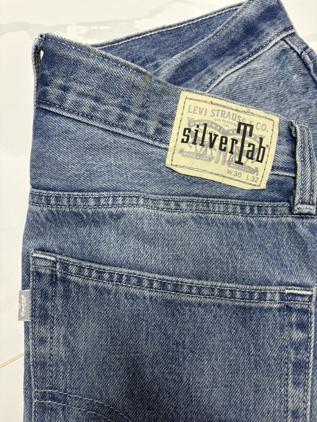 Levi's Vintage Levis SilverTab Blue Denim Jeans Size US 31 - 10 Thumbnail