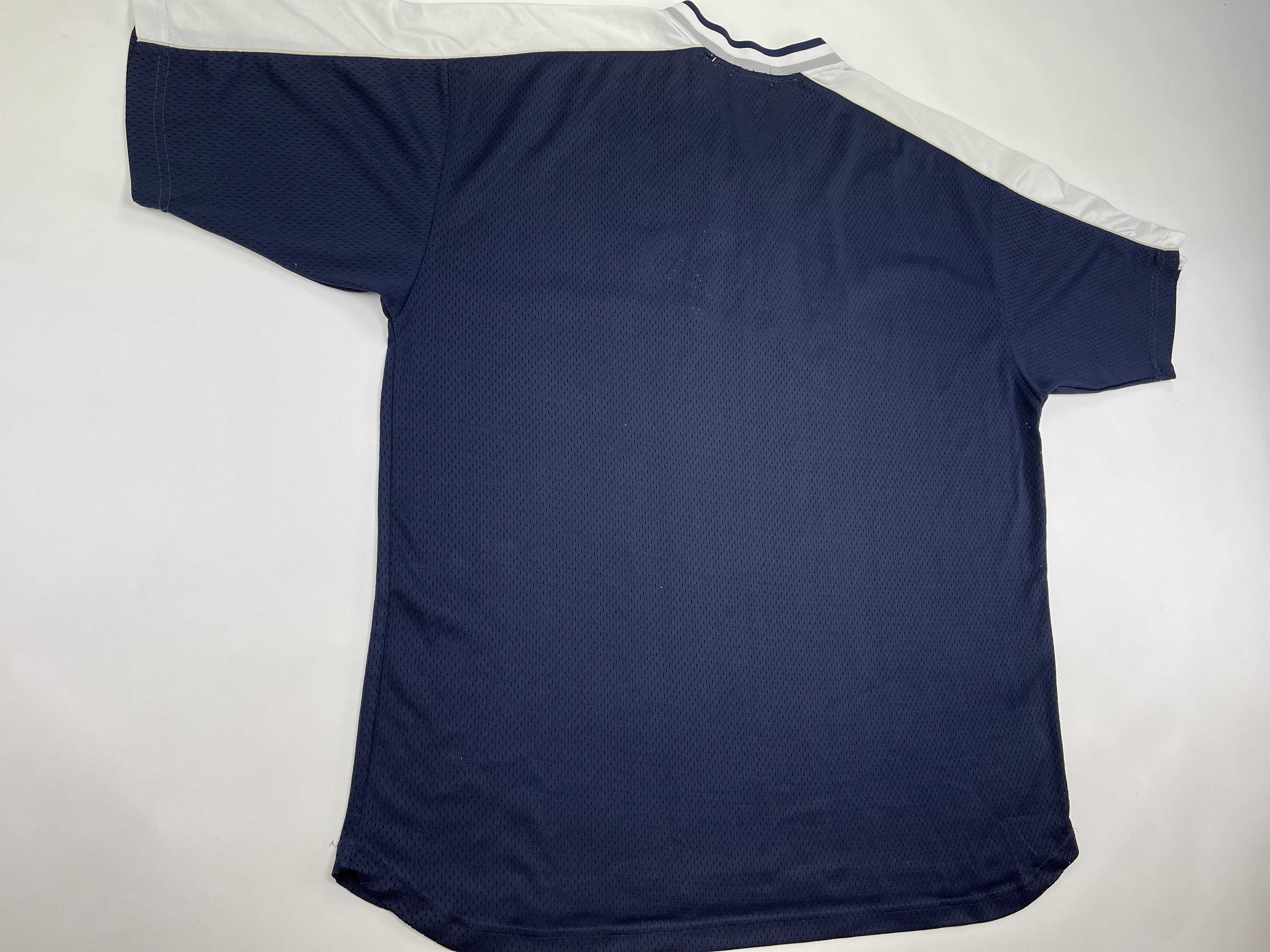 Fila FILA t-shirt, vintage basketball jersey, 90s hip-hop size L Size US L / EU 52-54 / 3 - 8 Thumbnail