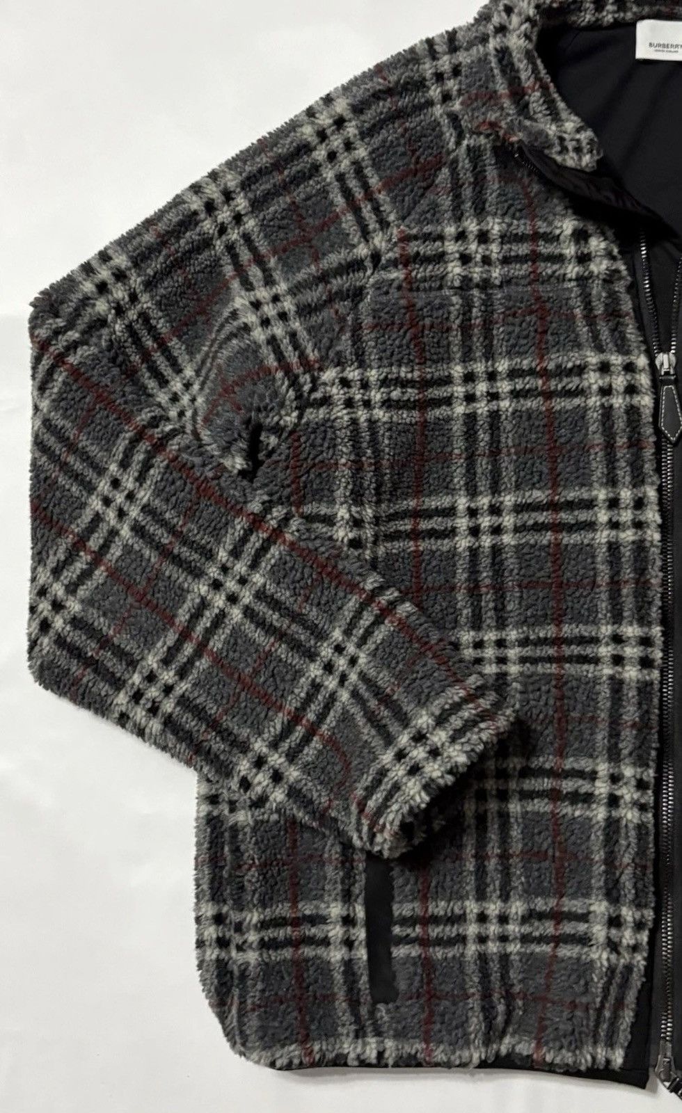 Burberry BURBERRY Dorian Check Fleece Jacket XL Dark Charcoal Size US XL / EU 56 / 4 - 2 Thumbnail