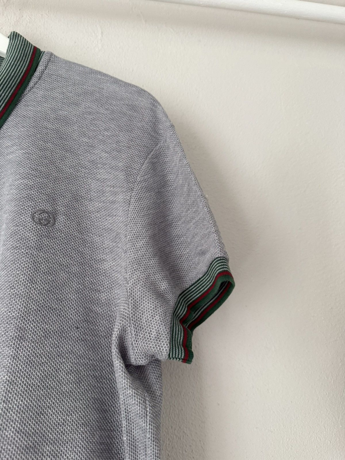 Gucci Grey Polo with Web Stripe Trim Size US L / EU 52-54 / 3 - 5 Thumbnail