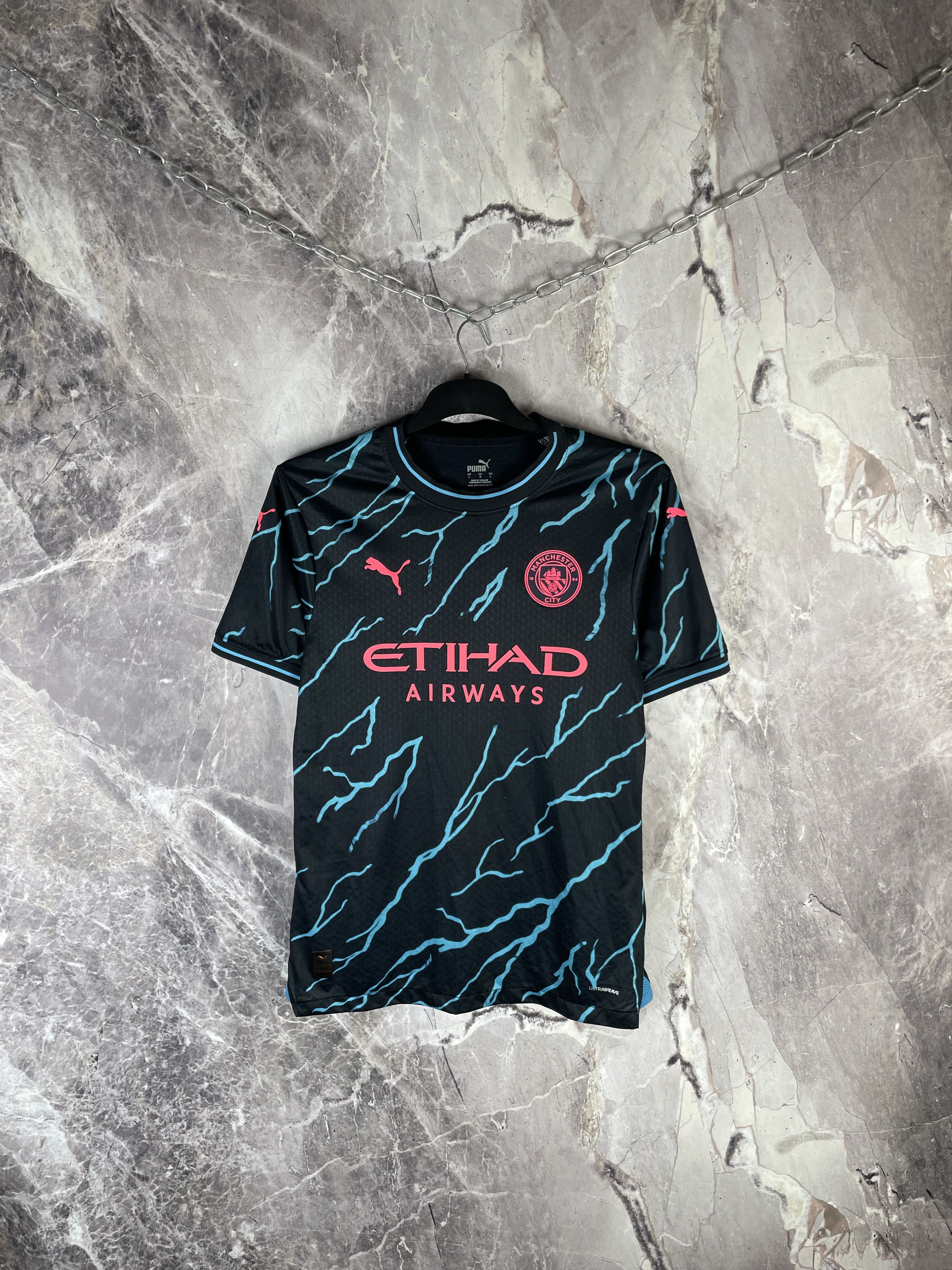 Puma Vintage Puma Manchester City 23/24 Soccer Size US L / EU 52-54 / 3 - 1 Thumbnail