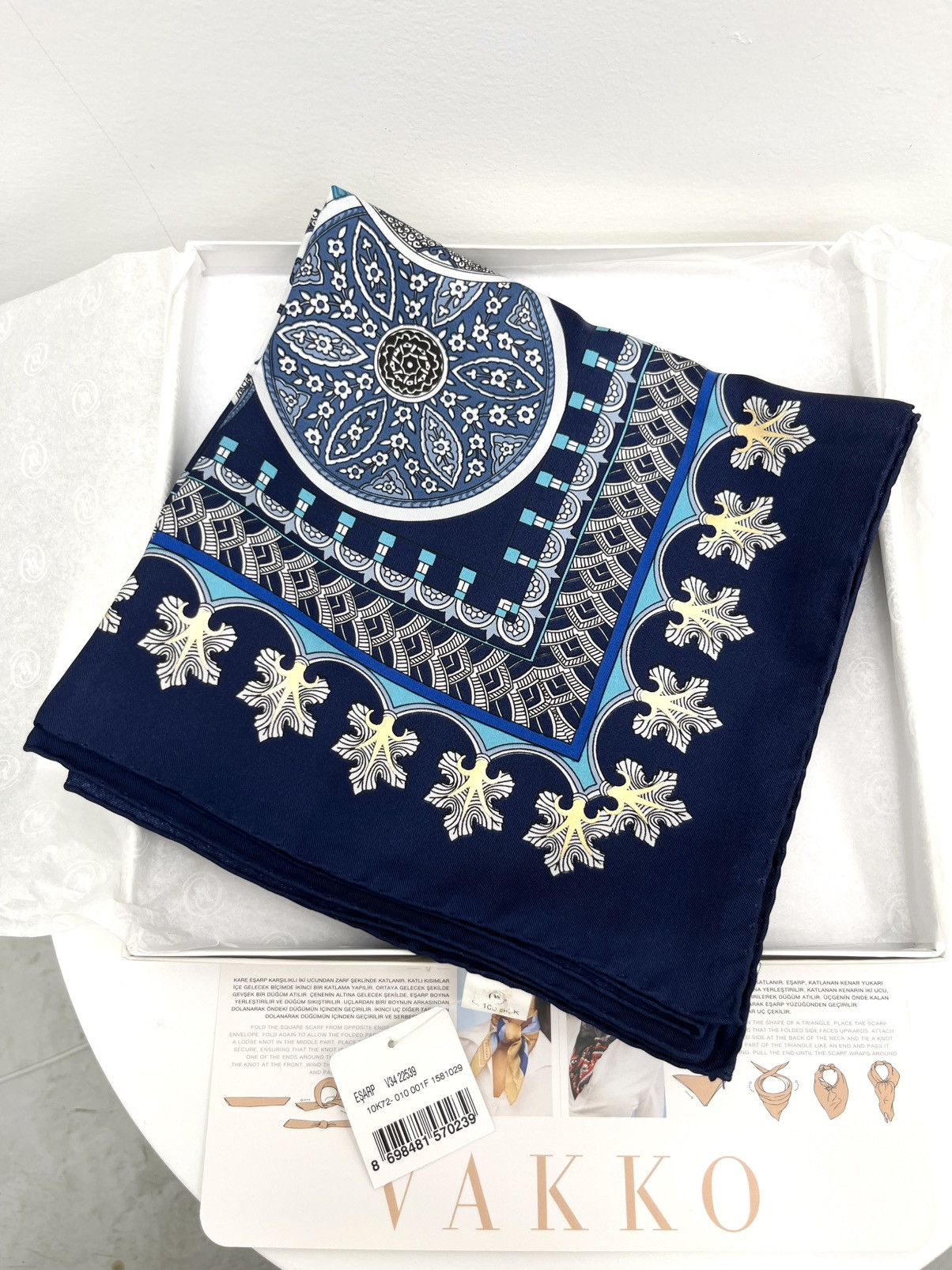 Other VAKKO 100% Silk Geometric Scarf Turkey 34x34 Blue Tile Size ONE SIZE - 3 Thumbnail