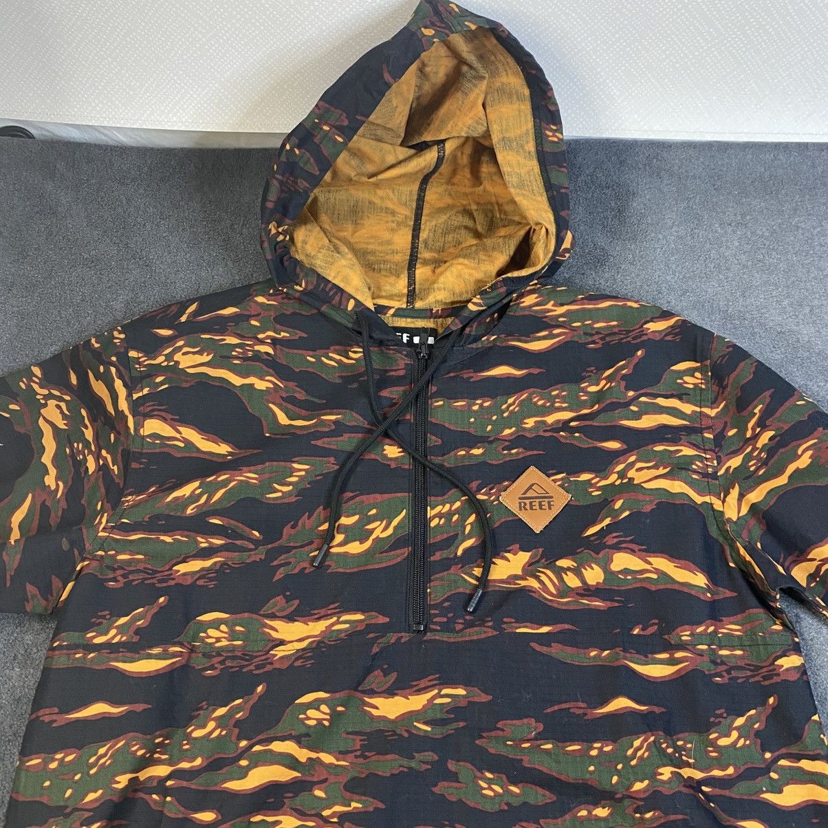 REEF Reef Pullover Anorak Hoodie Jacket Mens Camo Sz S NWT Size US S / EU 44-46 / 1 - 3 Thumbnail