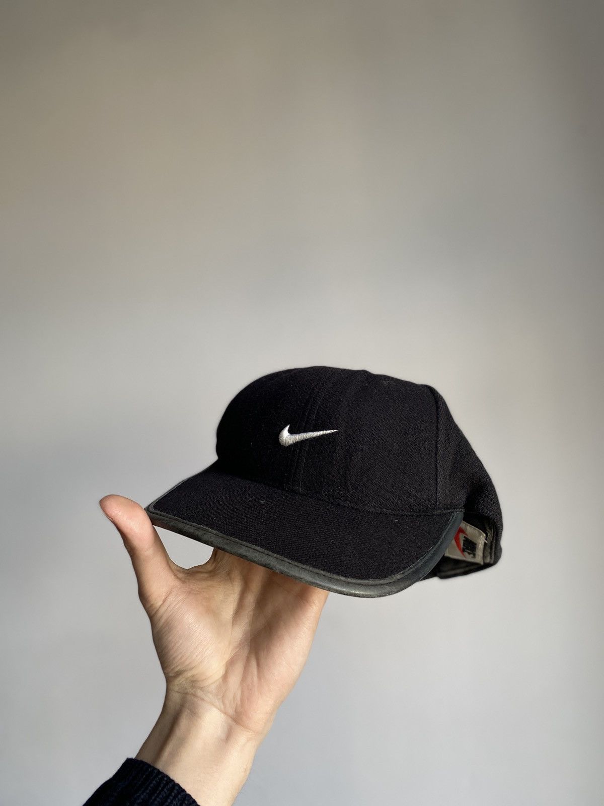Nike × Vintage Vintage Red Tag Nike Black Leather Cap 5-Panel Size ONE SIZE - 8 Thumbnail