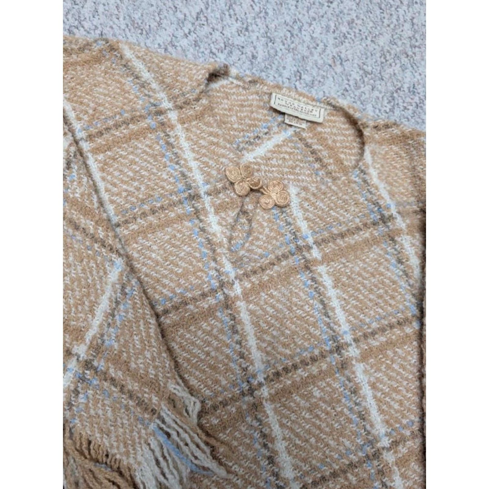 Vintage VINTAGE Ireland Irish Wool Cape Sweater One Size Brown Tan Alpaca Poncho Women XS? Size ONE SIZE - 6 Thumbnail