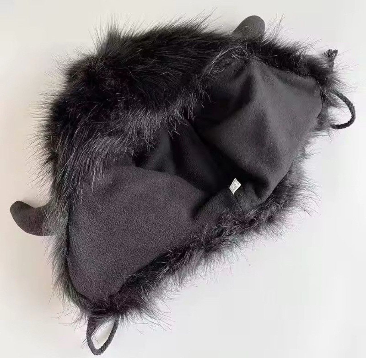 Japanese Brand Cow Horn Faux Fur Decor Hat Size ONE SIZE - 4 Thumbnail