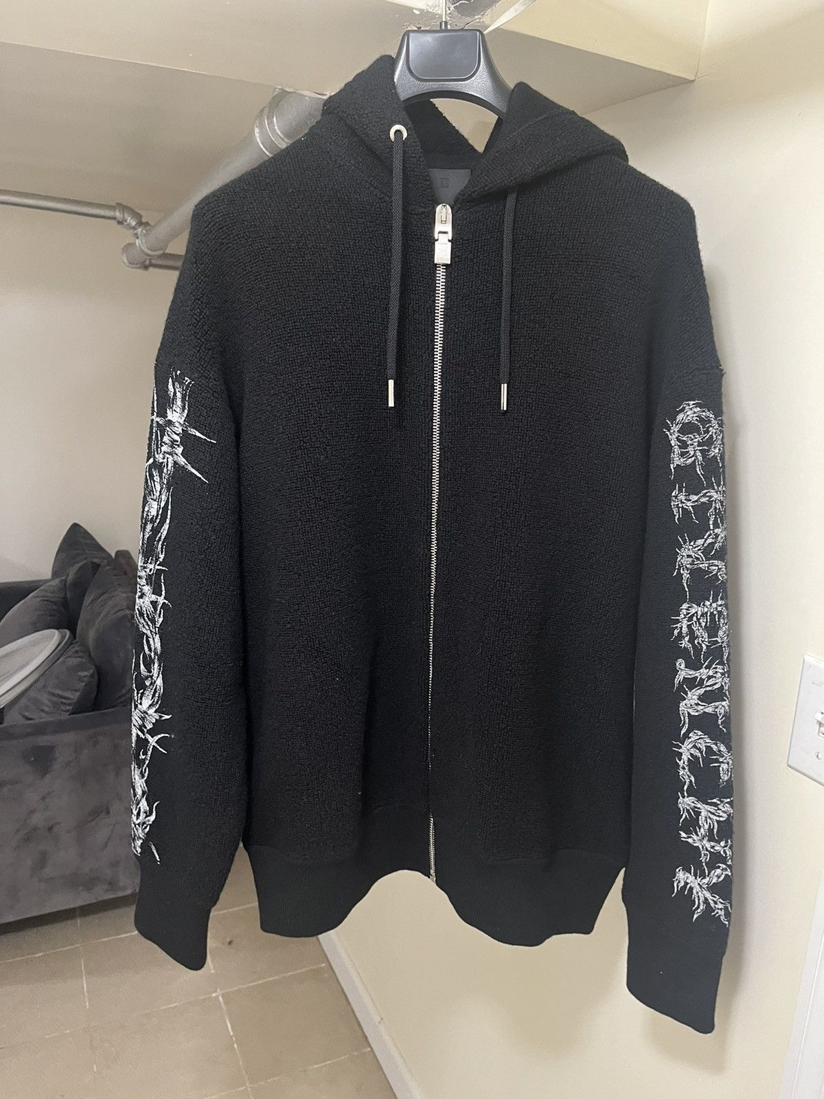 Oversized Barbed Wire Printed Zip Up Hoodie Sz S