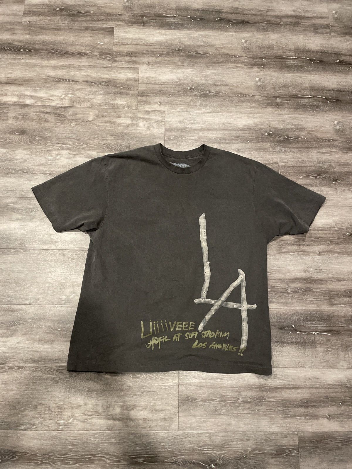 image of Travis Scott La Utopia Tour Circus Maximus Shirt Limited Edition in Grey, Men's (Size Large)