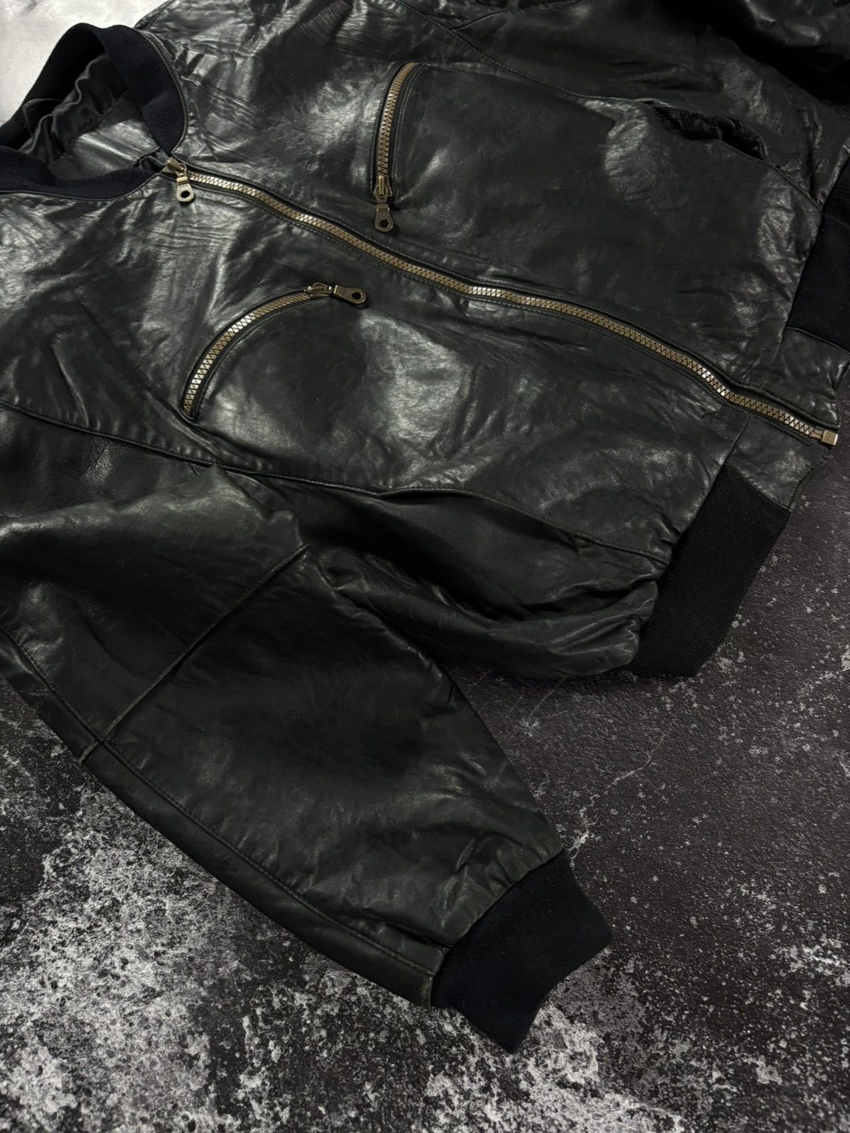 Vintage Vintage Boxy leather Bomber jacket Size US L / EU 52-54 / 3 - 4 Thumbnail