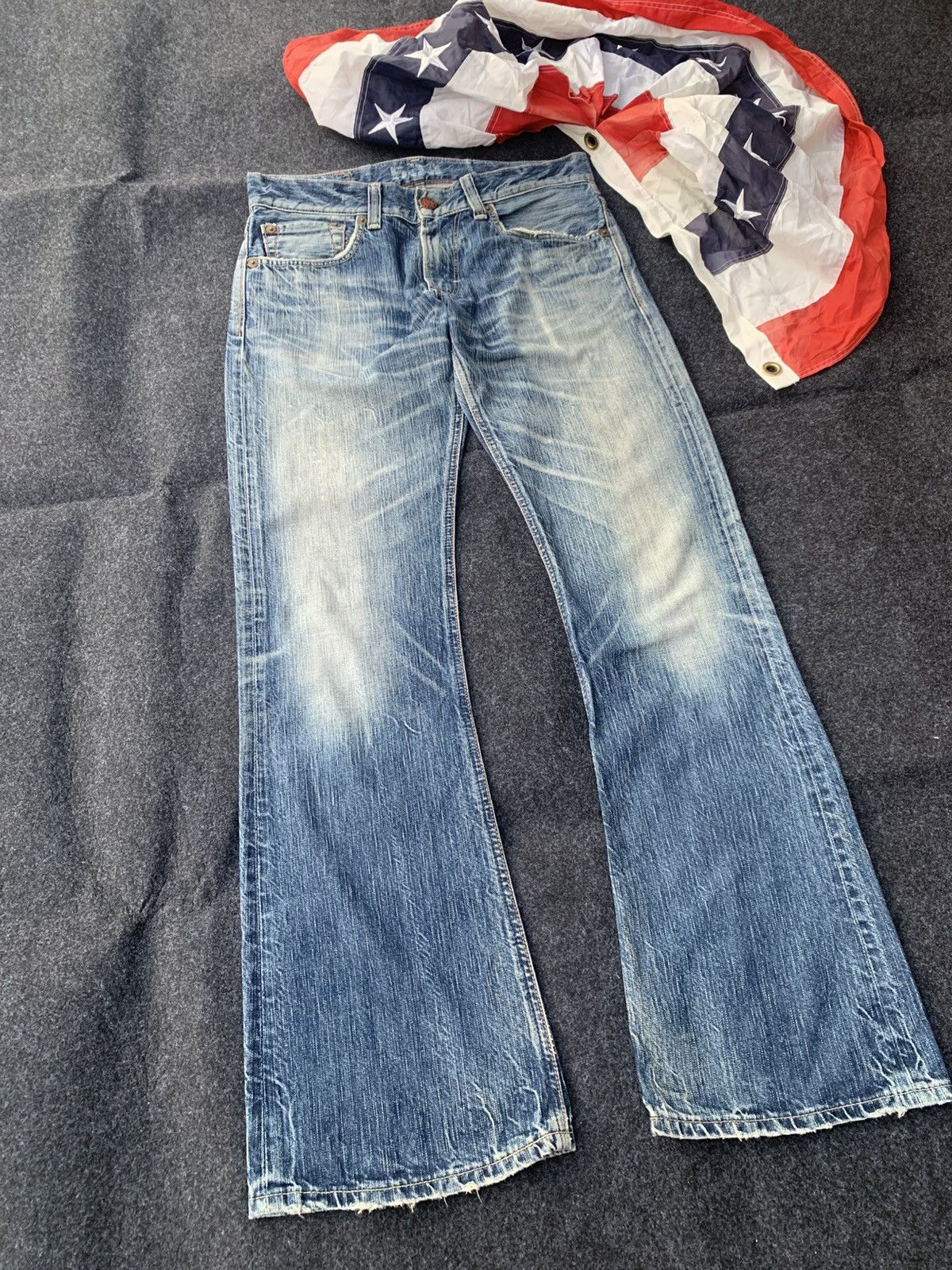 Edwin Flare Edwin 503 fucking faded style. Made in Japan 🇯🇵. Size US 32 / EU 48 - 2 Thumbnail