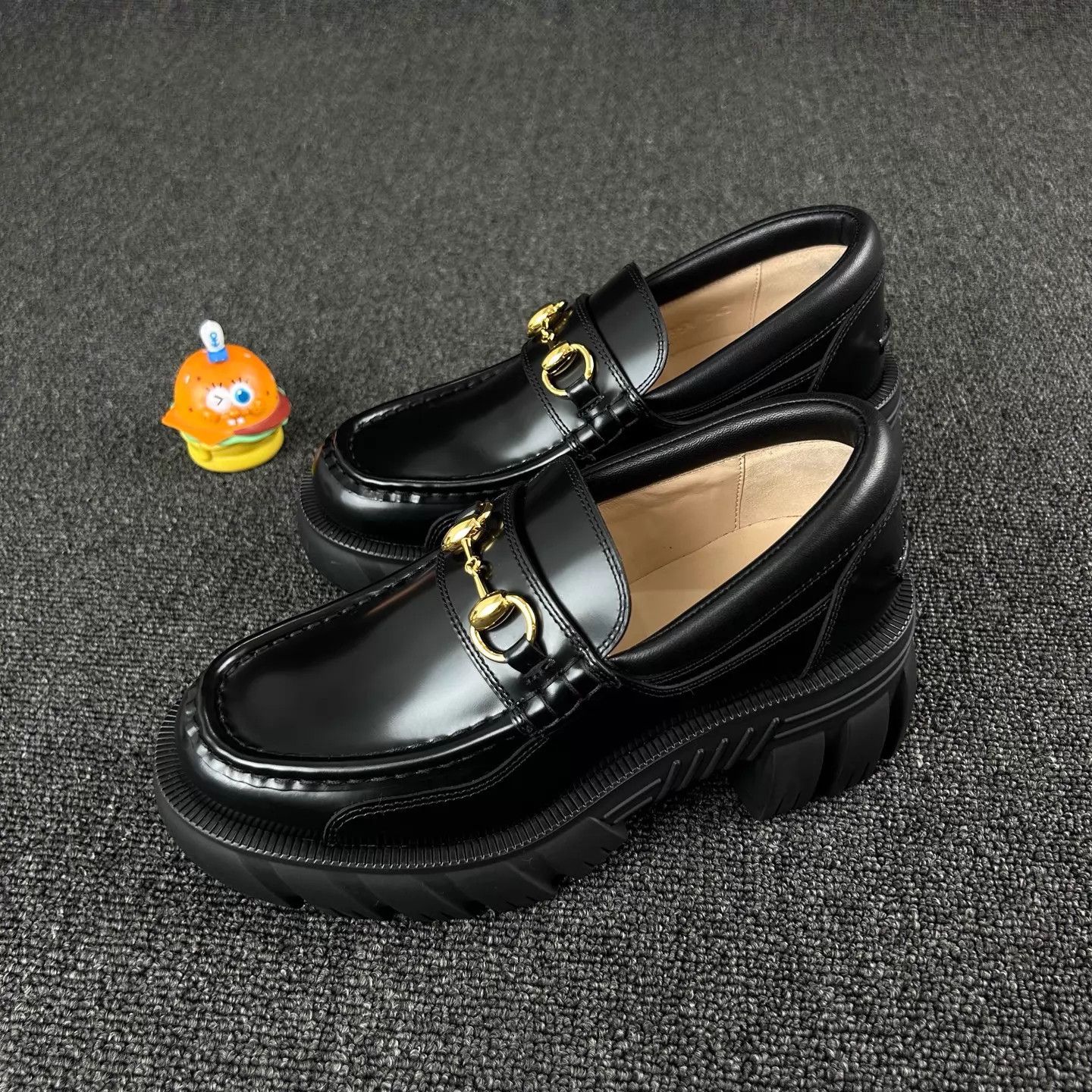 Gucci Gucci Women's Horsebit Loafer EU 35.5 Near New Size US 5 / IT 35 - 1 Thumbnail