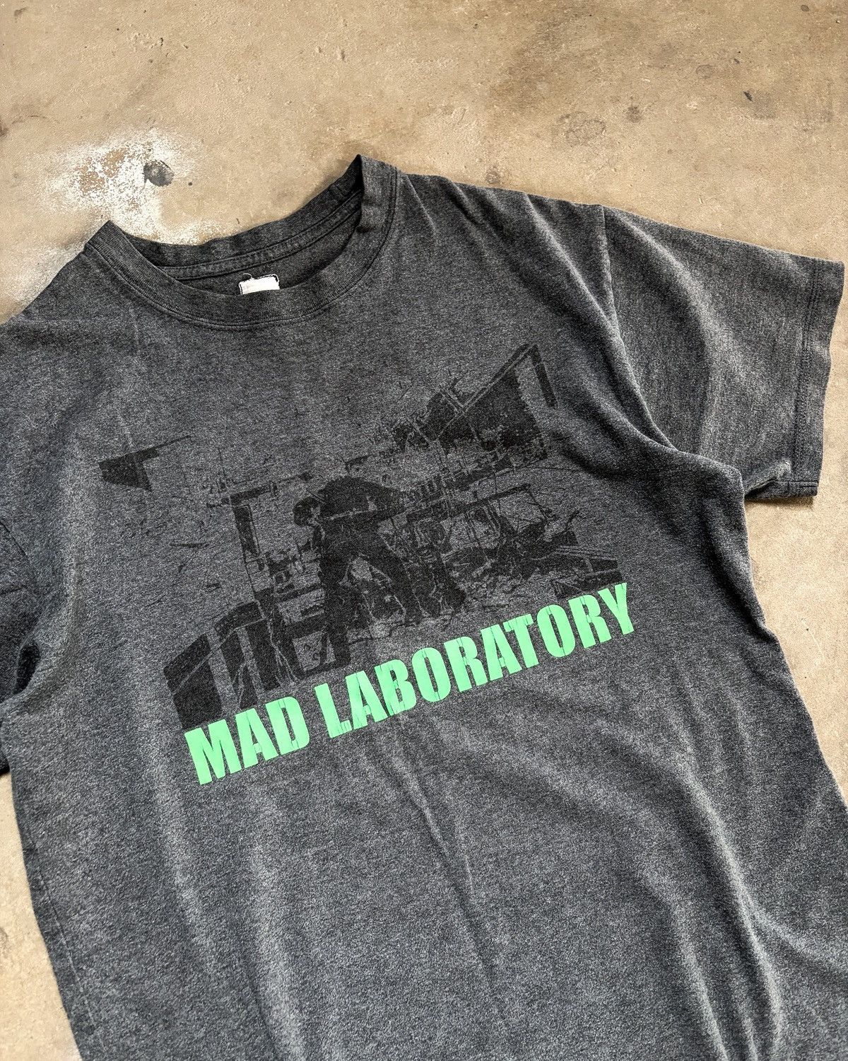 Undercover S/S01 MAD LABORATORY T-SHIRT Size US M / EU 48-50 / 2 - 3 Thumbnail