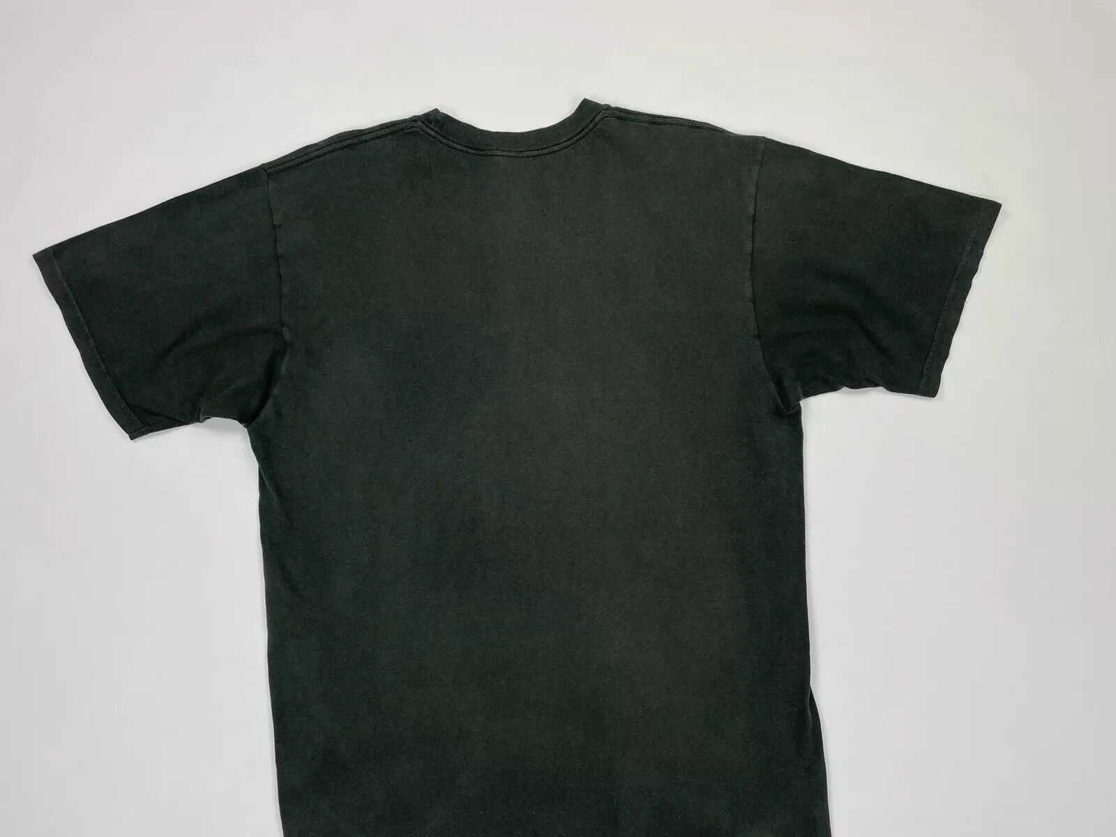 Vintage VINTAGE 2000s THE CLASH 2004 SHIRT TEE JERZEES FADED Size US M / EU 48-50 / 2 - 10 Thumbnail