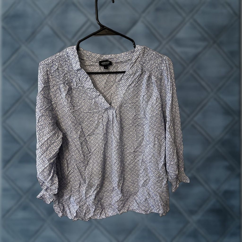 CO Jones & Co Women's Tunic Blouse Size Large Blue Floral Rayon Long Sleeve V-Neck Casual Travel Size L / US 10 / IT 46 - 1 Thumbnail