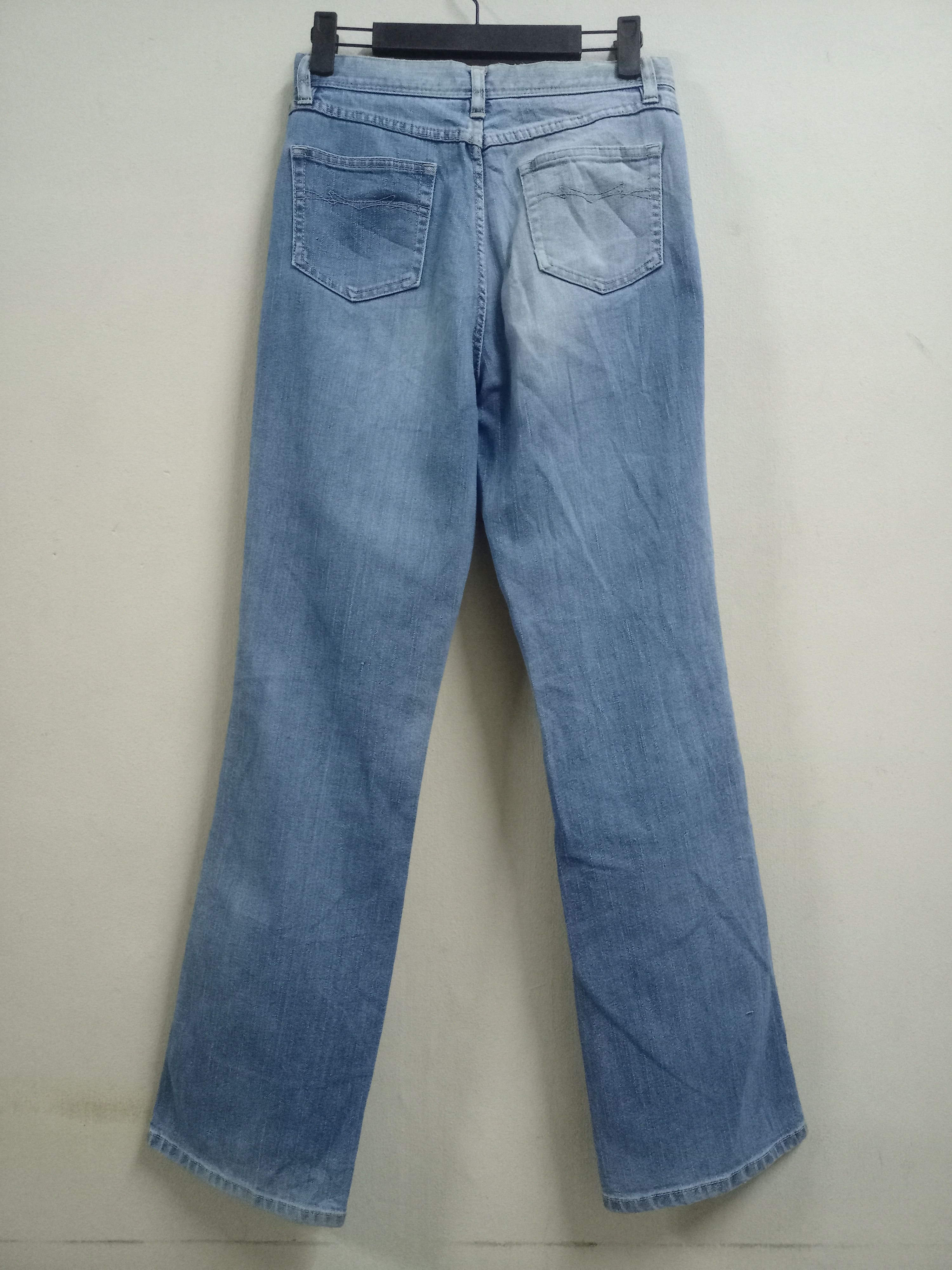 Japanese Brand Vintage Japanese Brand Blue Wash Flare Jeans Size US 27 - 2 Thumbnail