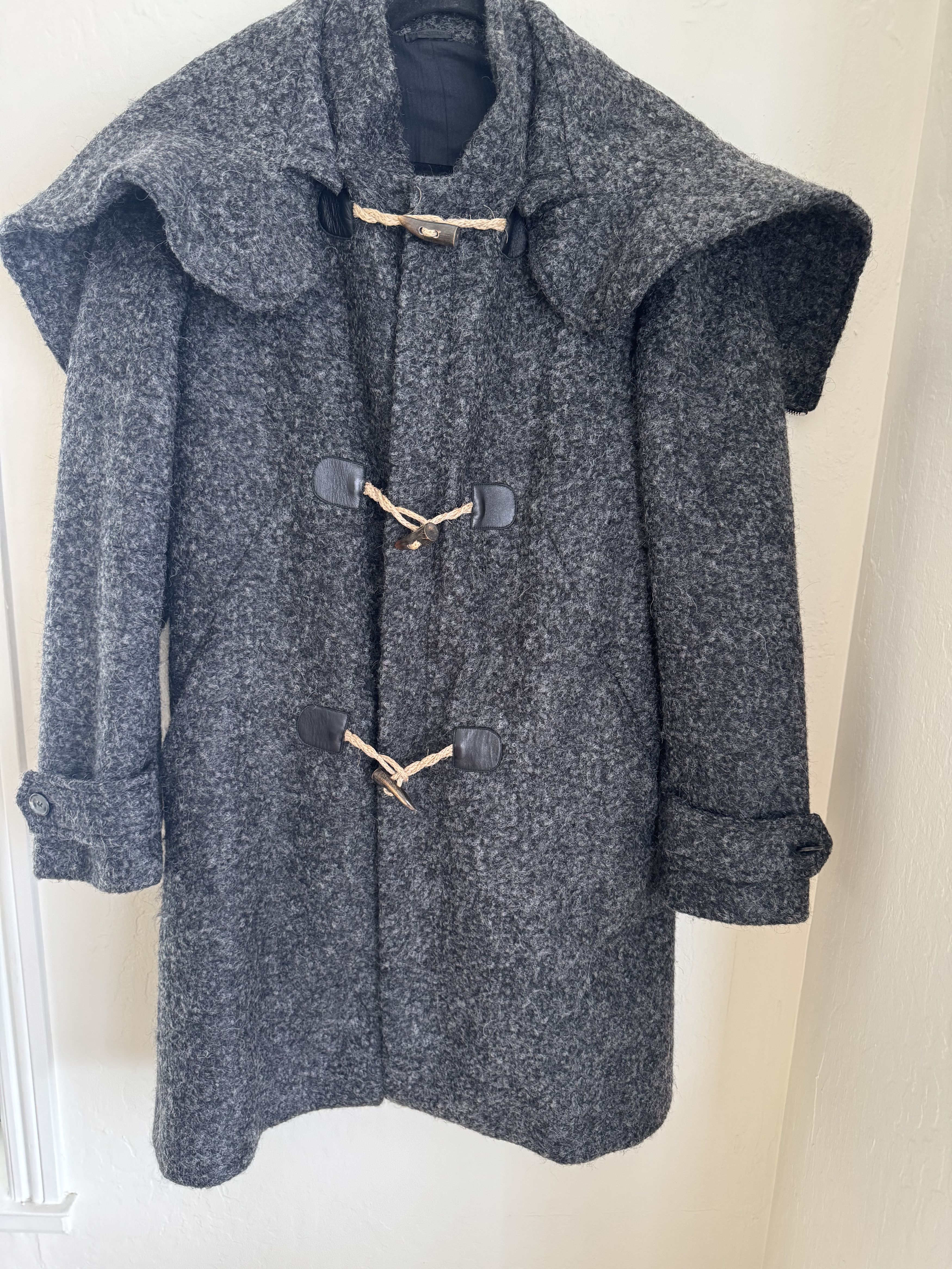 Alexander McQueen Alexander McQueen Toggle Coat Fall 2010 Size US L / EU 52-54 / 3 - 1 Thumbnail