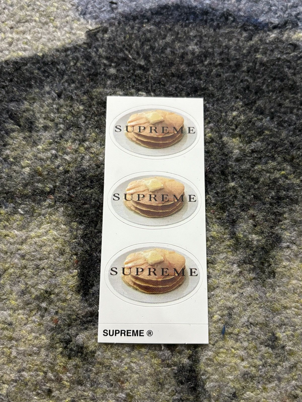 Supreme Supreme Pancakes Sticker Strip Size ONE SIZE - 1 Preview