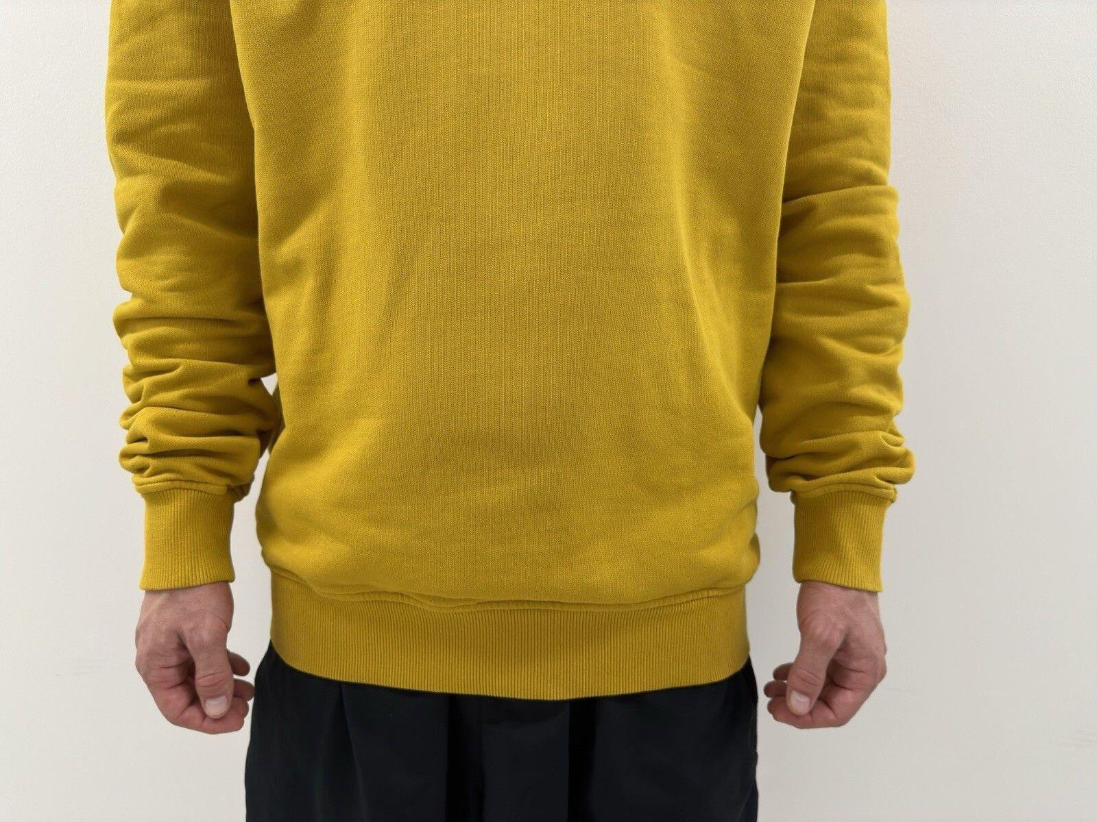 AMI Ami Paris Sweatshirt Logo Heart Mens Sweater size XL Size US XL / EU 56 / 4 - 4 Thumbnail
