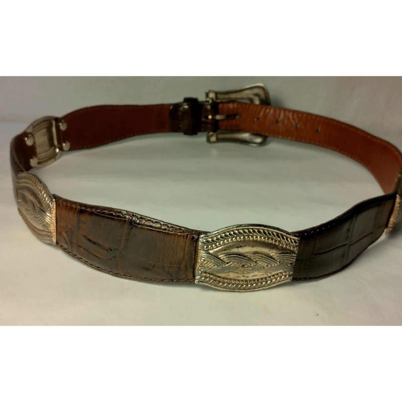 Fossil **Fossil Women Medium Brown Leather Metal Links Adjustable Belt** User: Fossil Women Medium Brown Leather Metal Links Adjustable Belt Size ONE SIZE - 3 Thumbnail