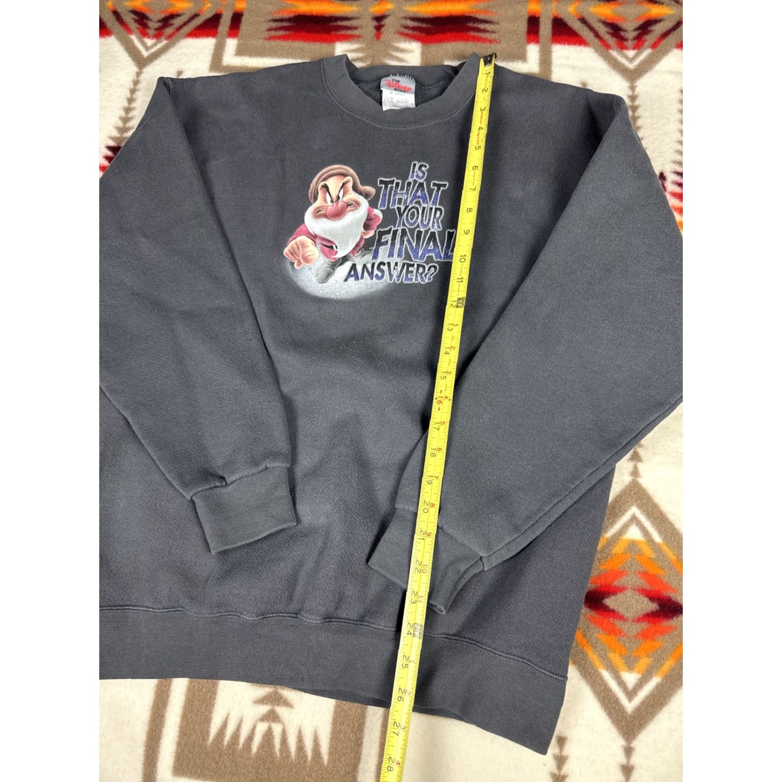 Disney VINTAGE Disney Snow White Grumpy Sweatshirt Crewneck Size L Gray Men Size US L / EU 52-54 / 3 - 4 Thumbnail