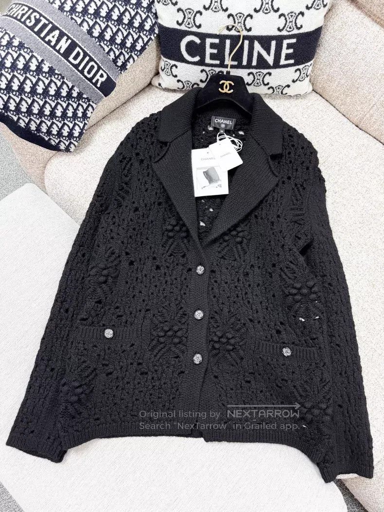 Chanel Chanel Hollow-out long-sleeved knitted cardigan jacket Size XXS / US 00 / IT 34 - 4 Thumbnail
