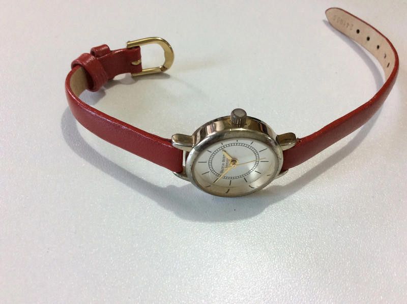 Designer olivia ladies gold dial red leather strap watch Size ONE SIZE - 1 Thumbnail