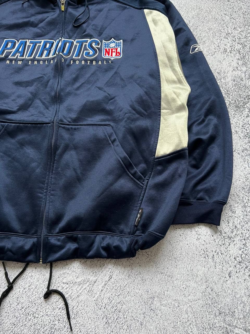 NFL × Reebok × Vintage Vintage Reebok New England Patriots NFL Full Zip Hoodie Size US L / EU 52-54 / 3 - 3 Thumbnail