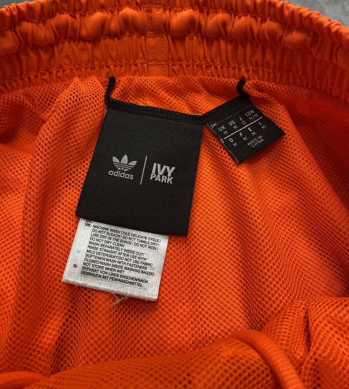 Adidas × Ivy Park Adidas Ivy Park Solar Orange Swim Shorts Size US 32 / EU 48 - 3 Thumbnail