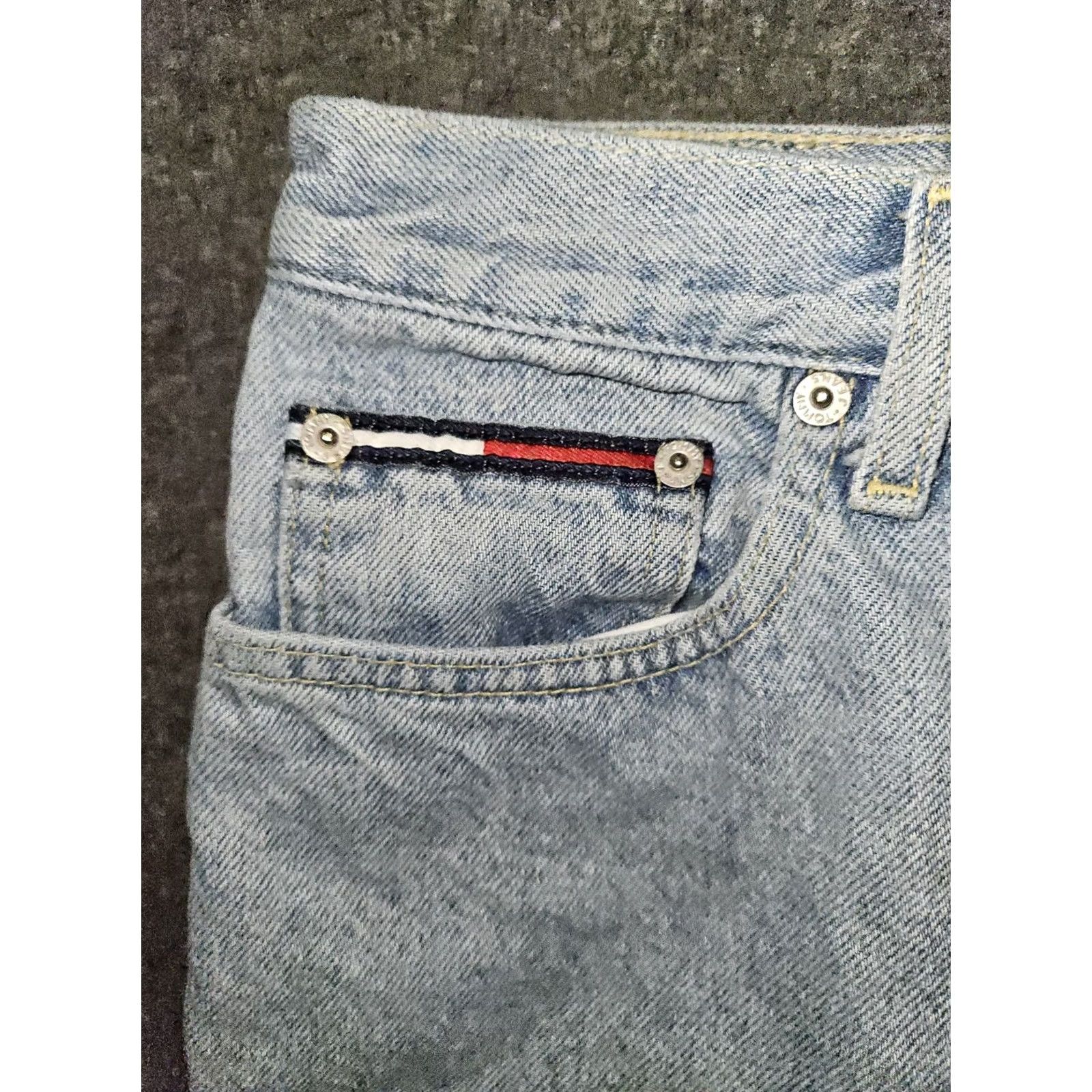 Tommy Hilfiger VINTAGE Tommy Jeans 13 Capri Cropped High Rise Distressed 90's Grunge Blue Womens Size 34" / US 12 / IT 48 - 6 Thumbnail