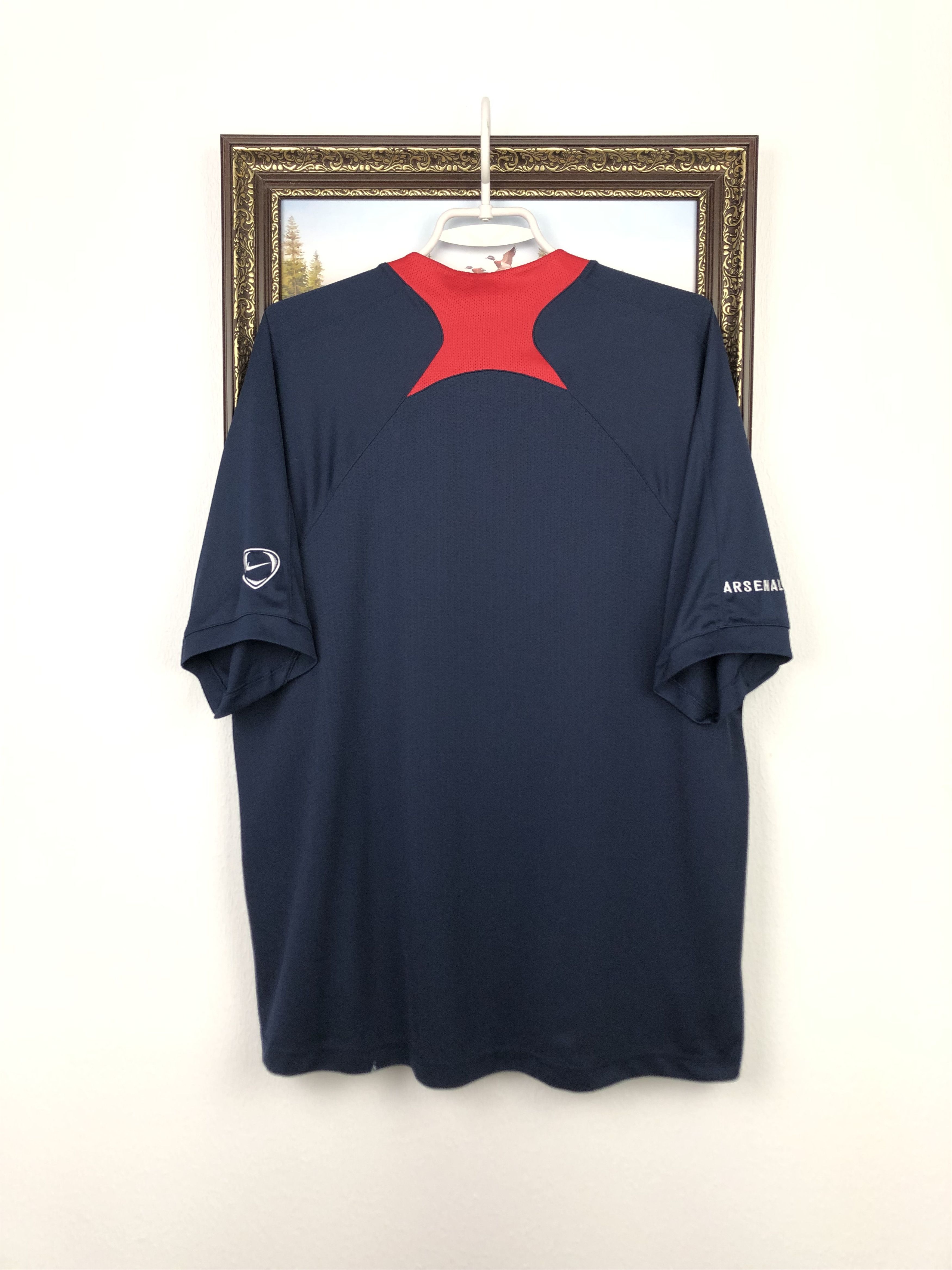 Nike Vintage Arsenal Football Shirt Soccer Jersey Train Tee Hype Size US L / EU 52-54 / 3 - 9 Thumbnail