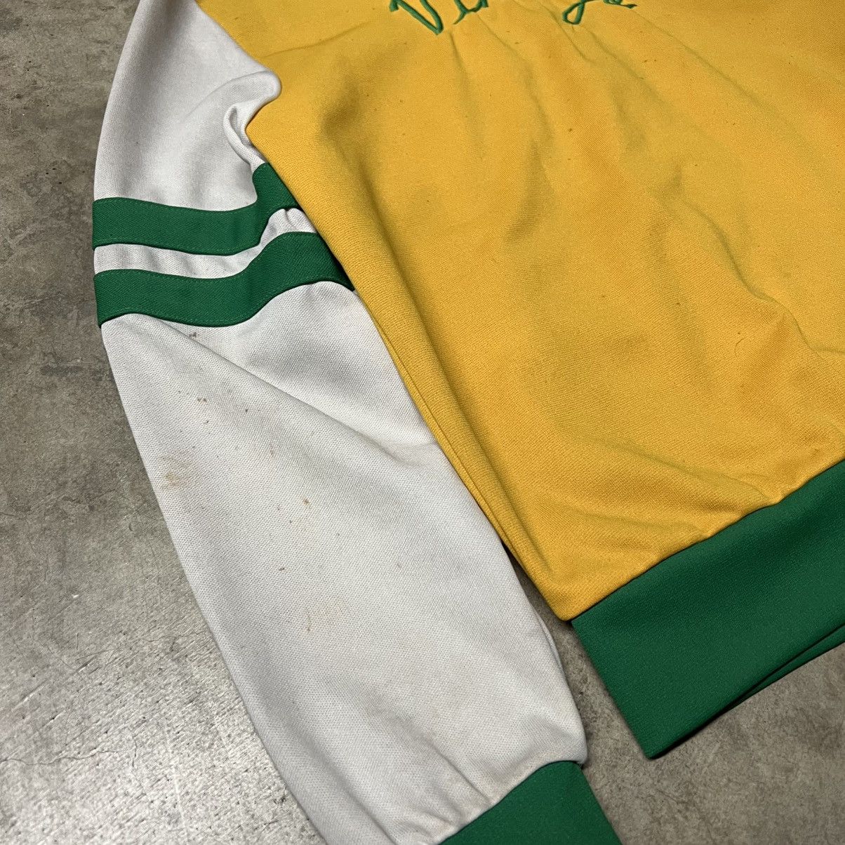 Vintage Vintage 60’s “Vikings” 🇺🇸 Chain-Stitch Letterman Track Jacket Size US L / EU 52-54 / 3 - 11 Thumbnail