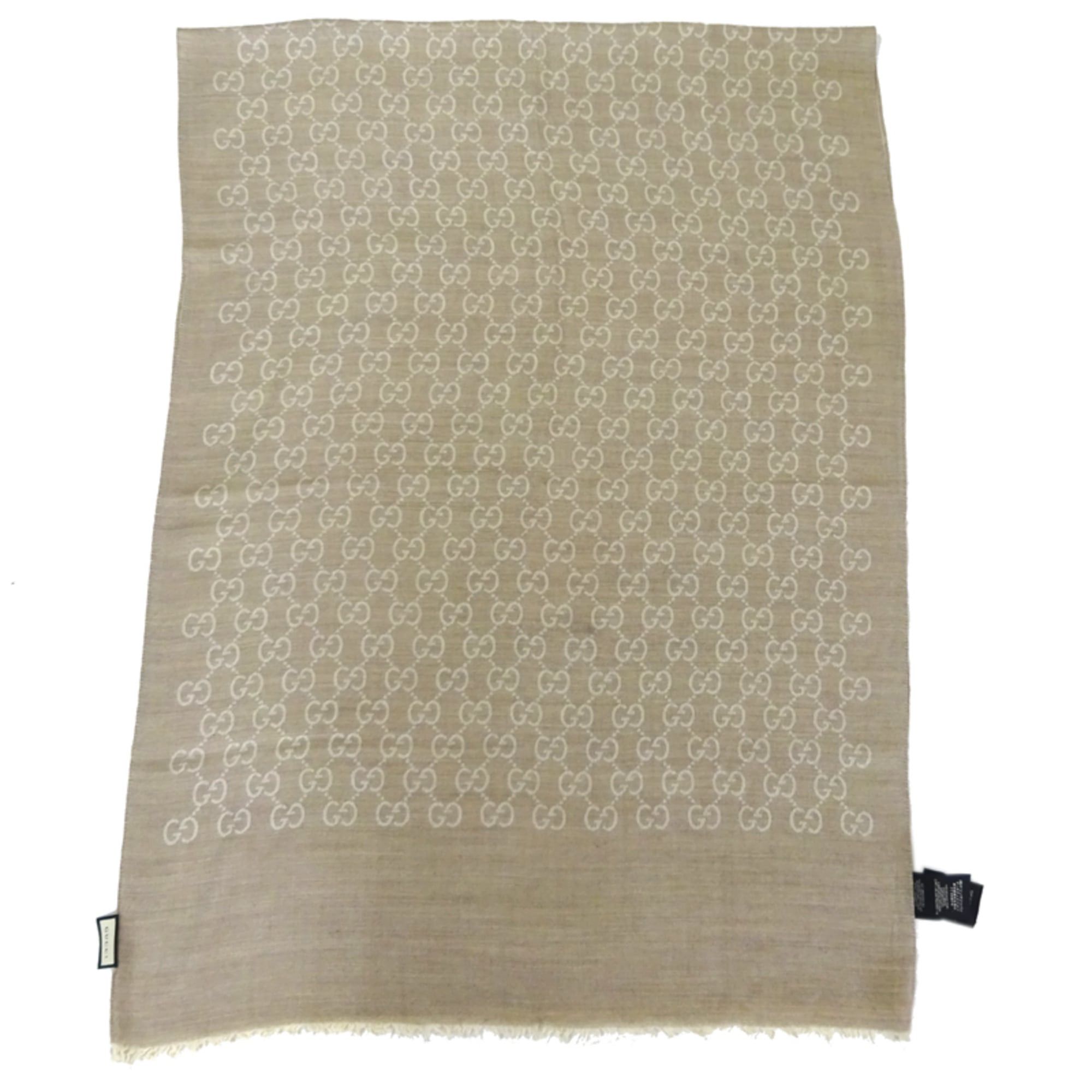 Gucci Gucci GG print large women's silk scarf/muffler in beige Size ONE SIZE - 1 Thumbnail