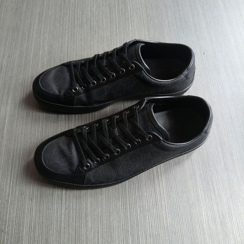 Gucci Gucci Brooklyn Low-top Fashion Sneakers for Men 0079 Size US 7.5 / EU 40-41 - 1 Thumbnail