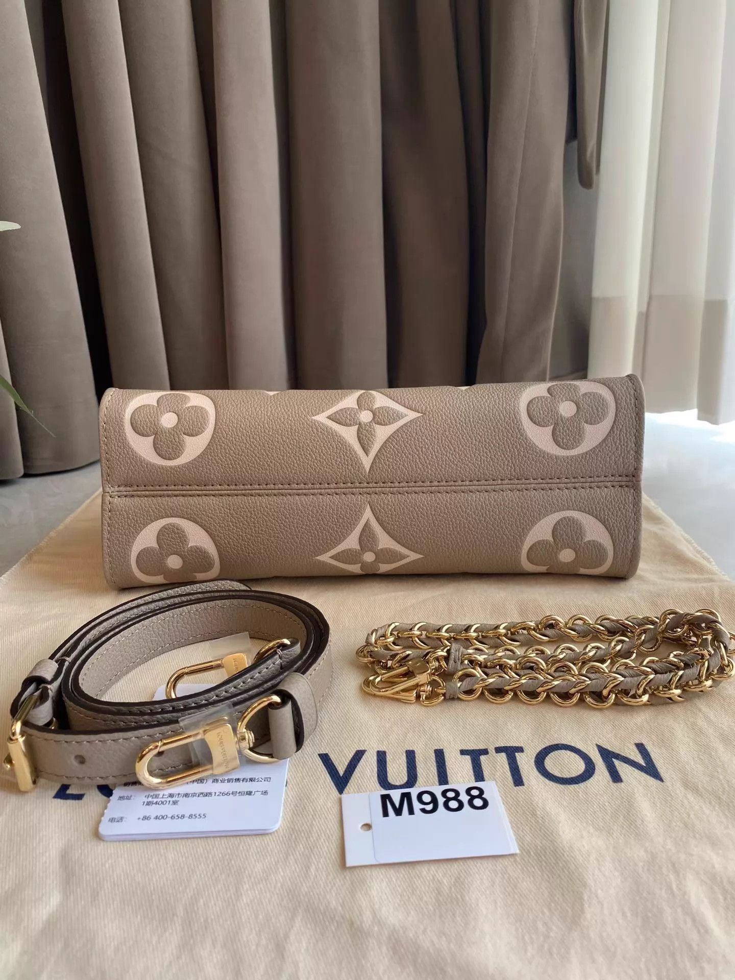 Louis Vuitton LV Onthego Elephant Grey 99New 26.5x10x14 M988 Dust Bag Size ONE SIZE - 8 Thumbnail