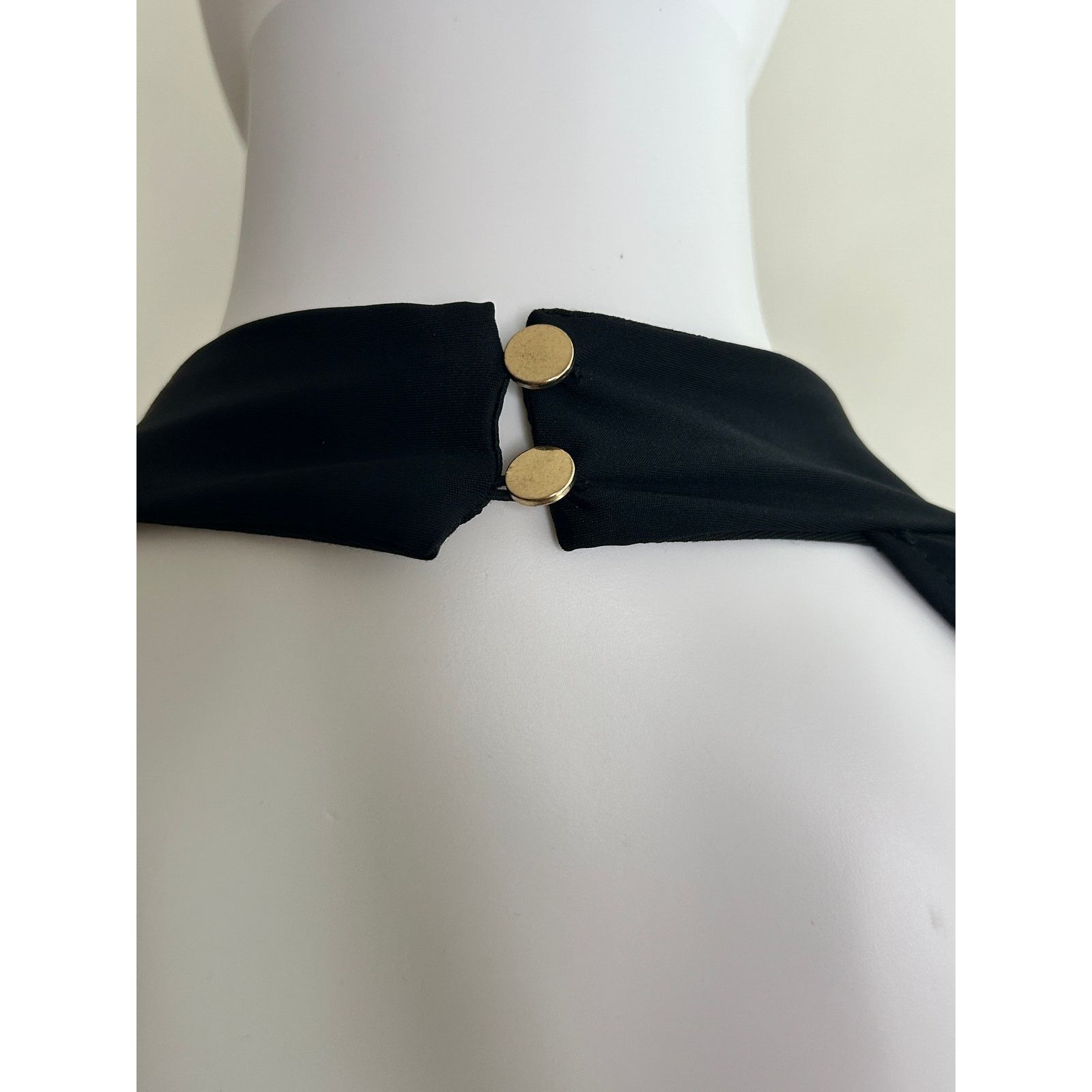Bebe bebe Cold Shoulder Halter Bodycon Cocktail Dress Women S NWT Size S / US 4 / IT 40 - 4 Thumbnail